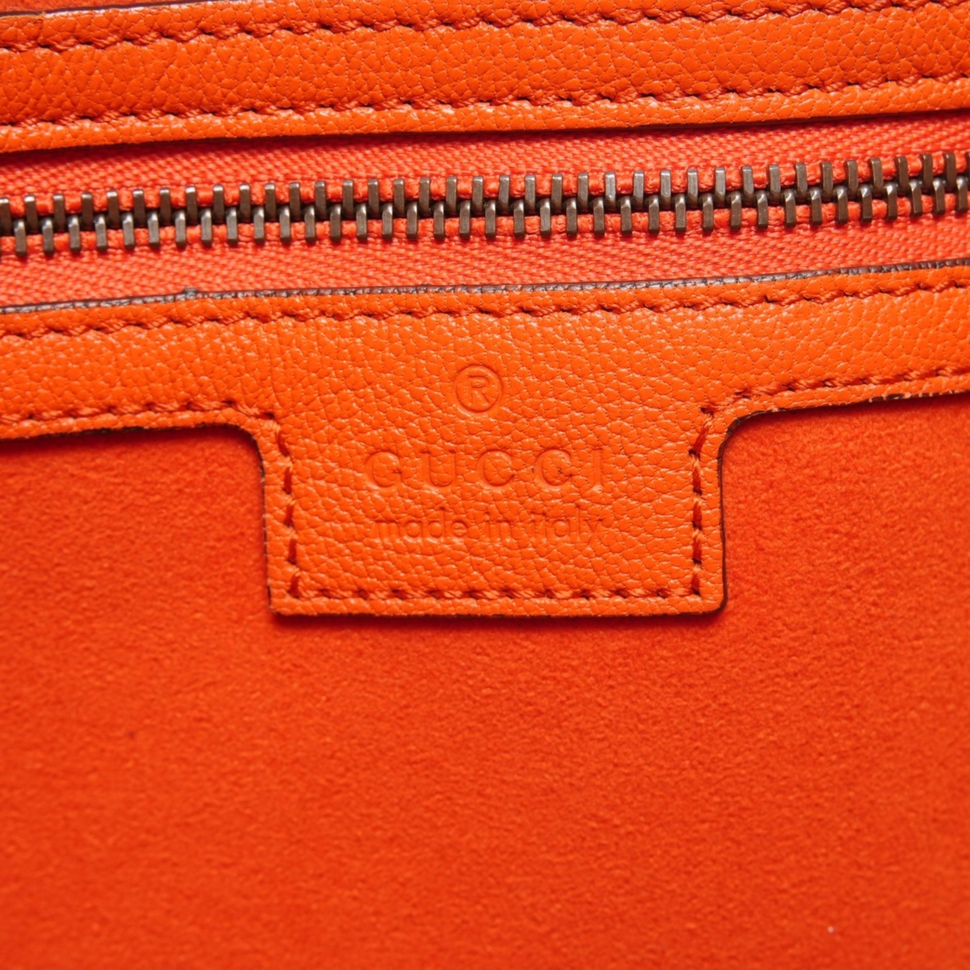 Gucci Orange Shoulder Bag (Pre-Owned)