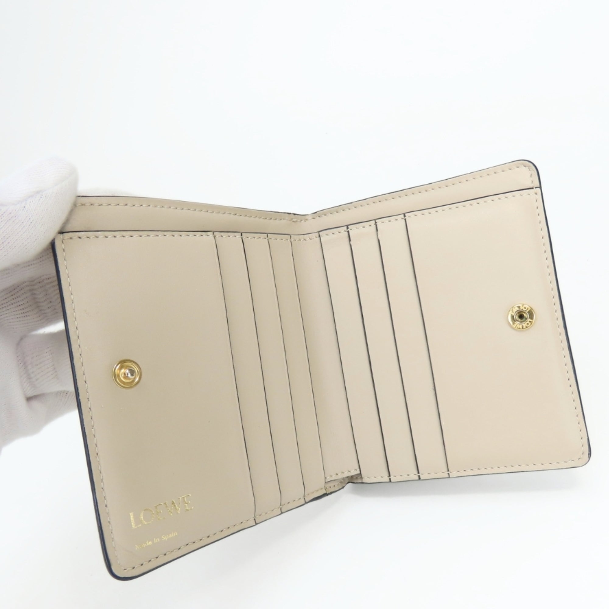 Loewe Grayish Leather Wallet (Bi-Fold) (Pre-Owned)