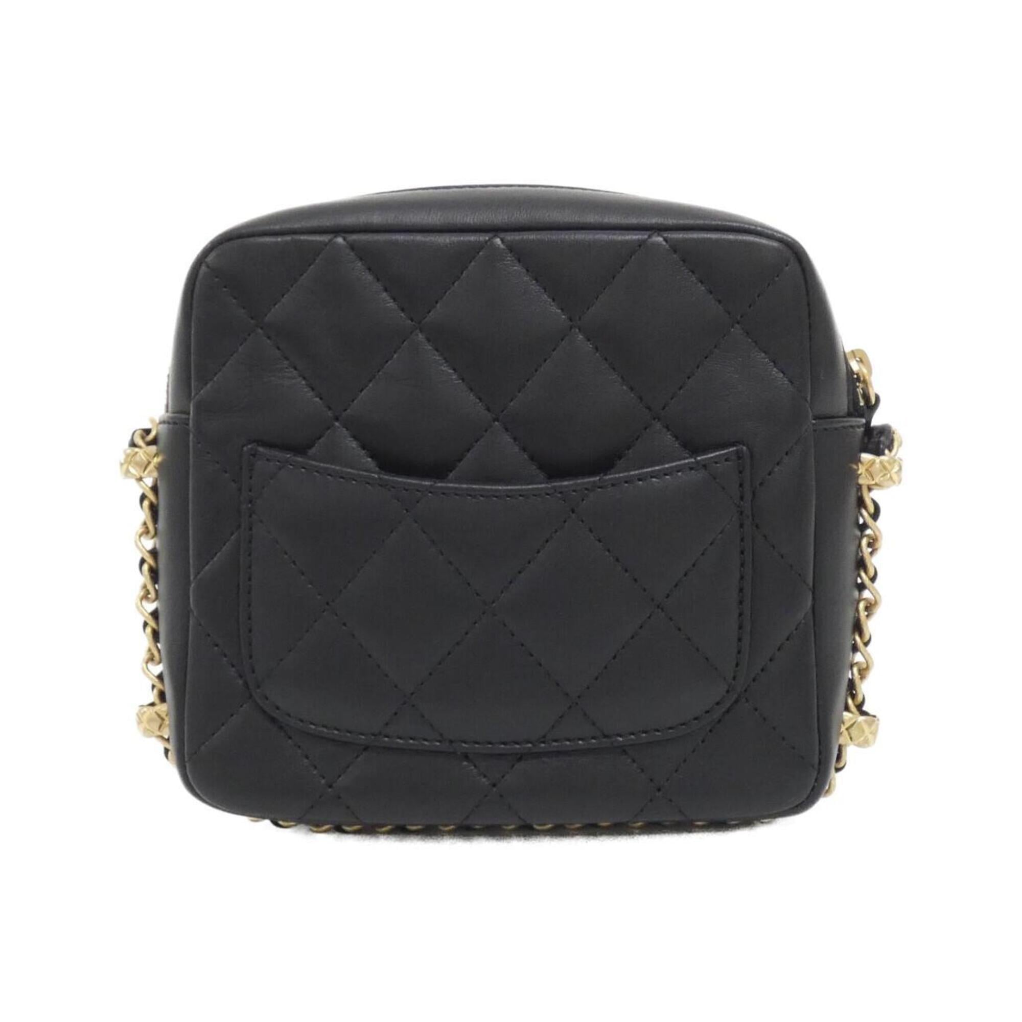 Chanel Black Leather Shoulder Bag (Pre-Owned)