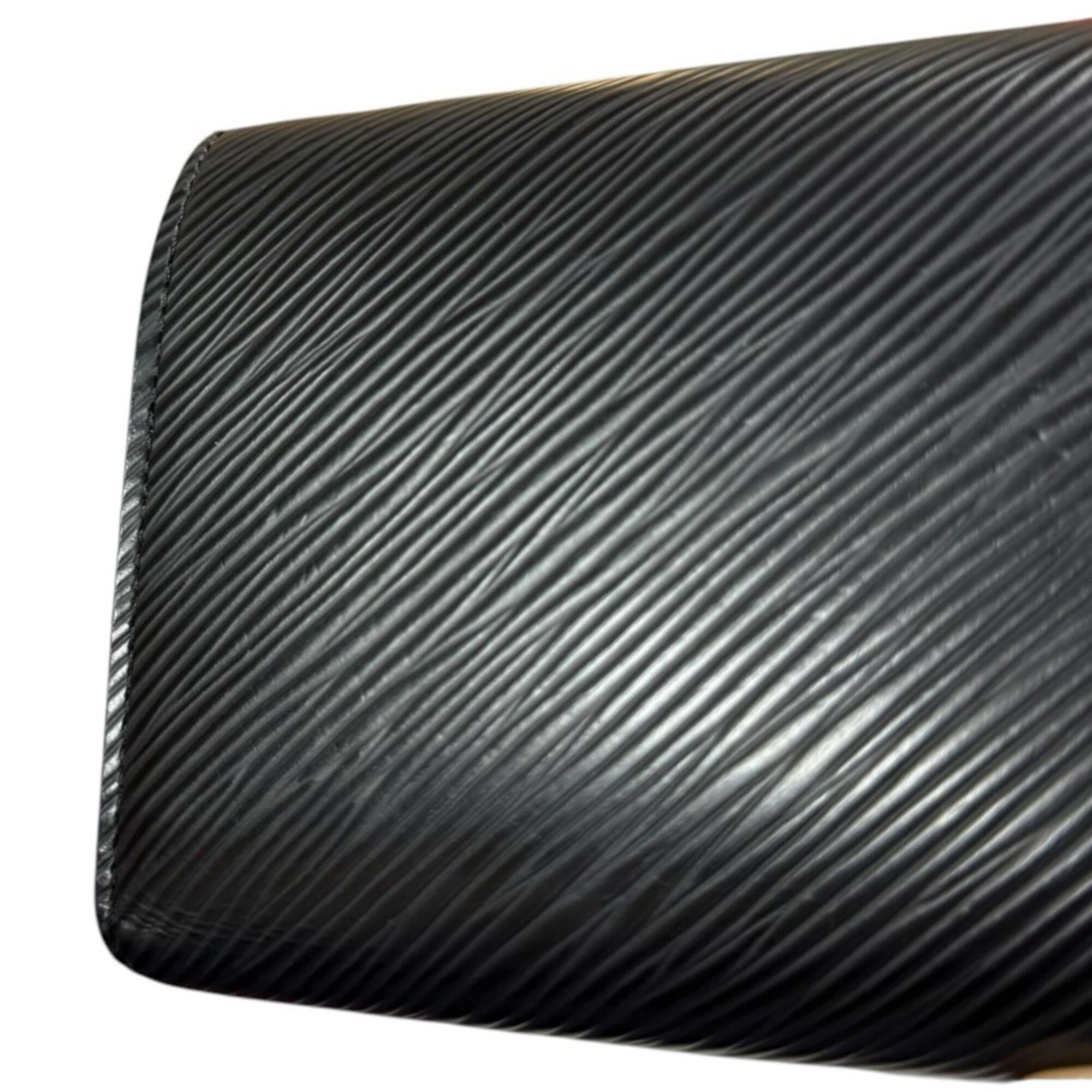 Louis Vuitton Epi Black Epi Leather Wallet (Tri-Fold) (Pre-Owned)