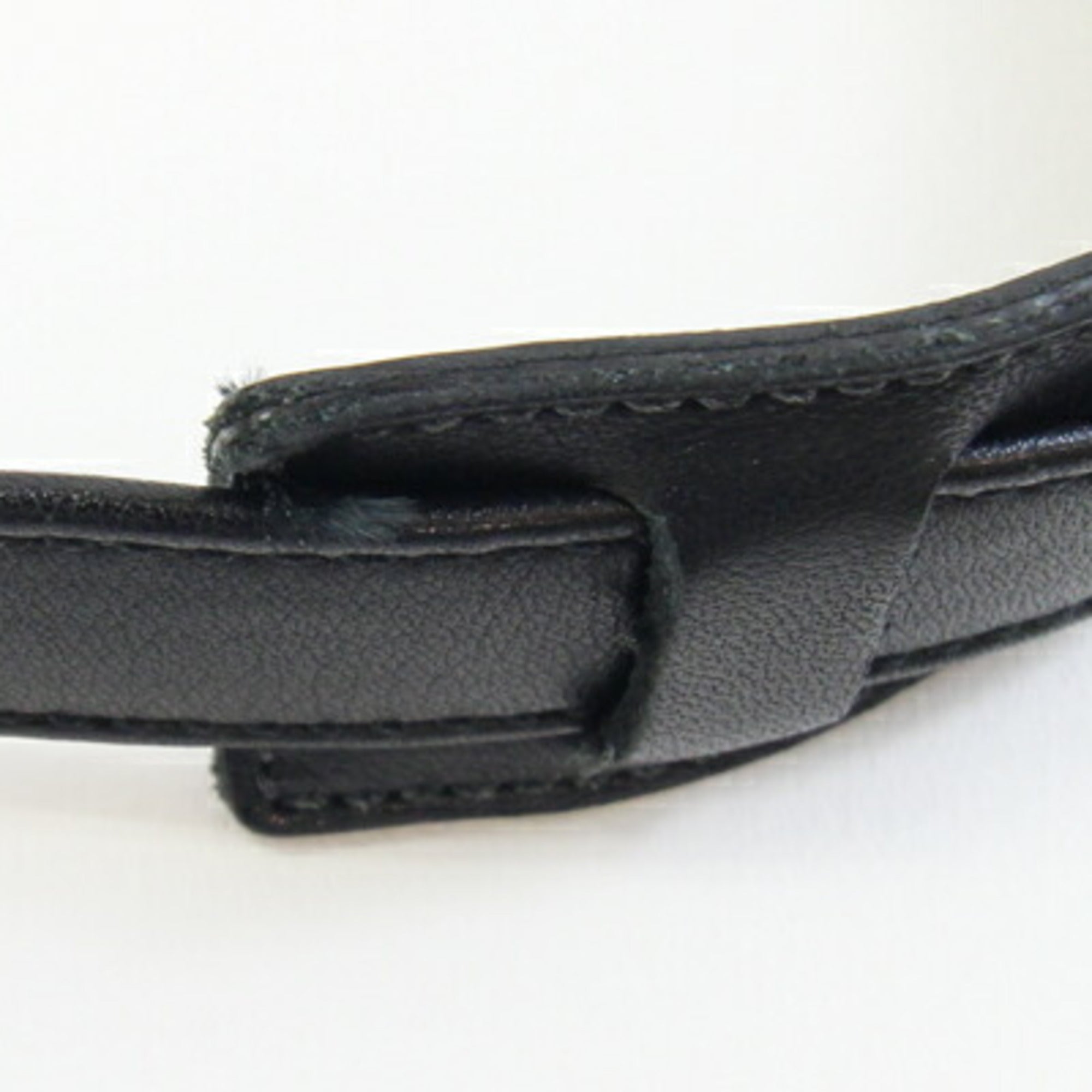 Coach Black Leather Shoulder Bag (Pre-Owned)