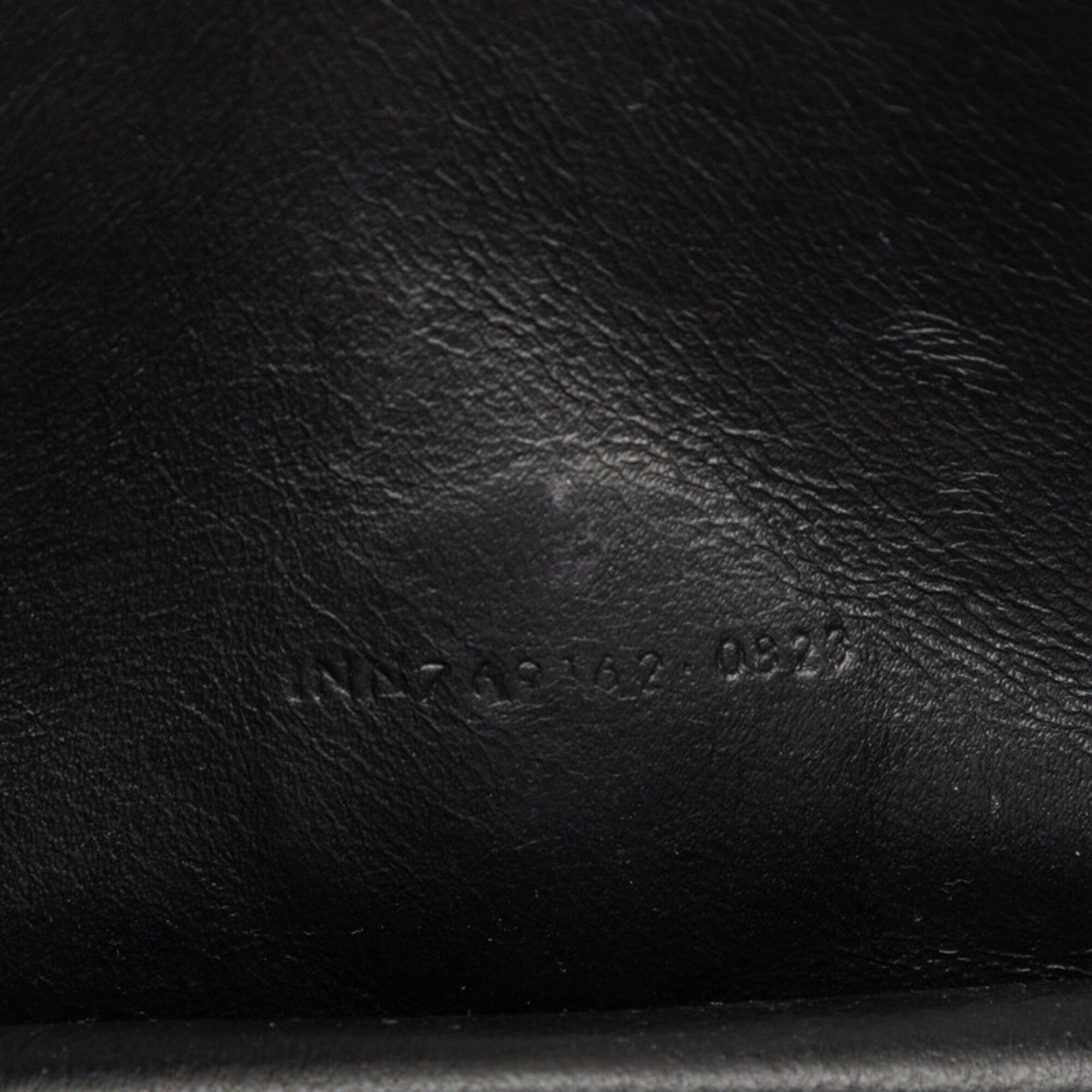 Saint Laurent Black Leather Shoulder Bag (Pre-Owned)