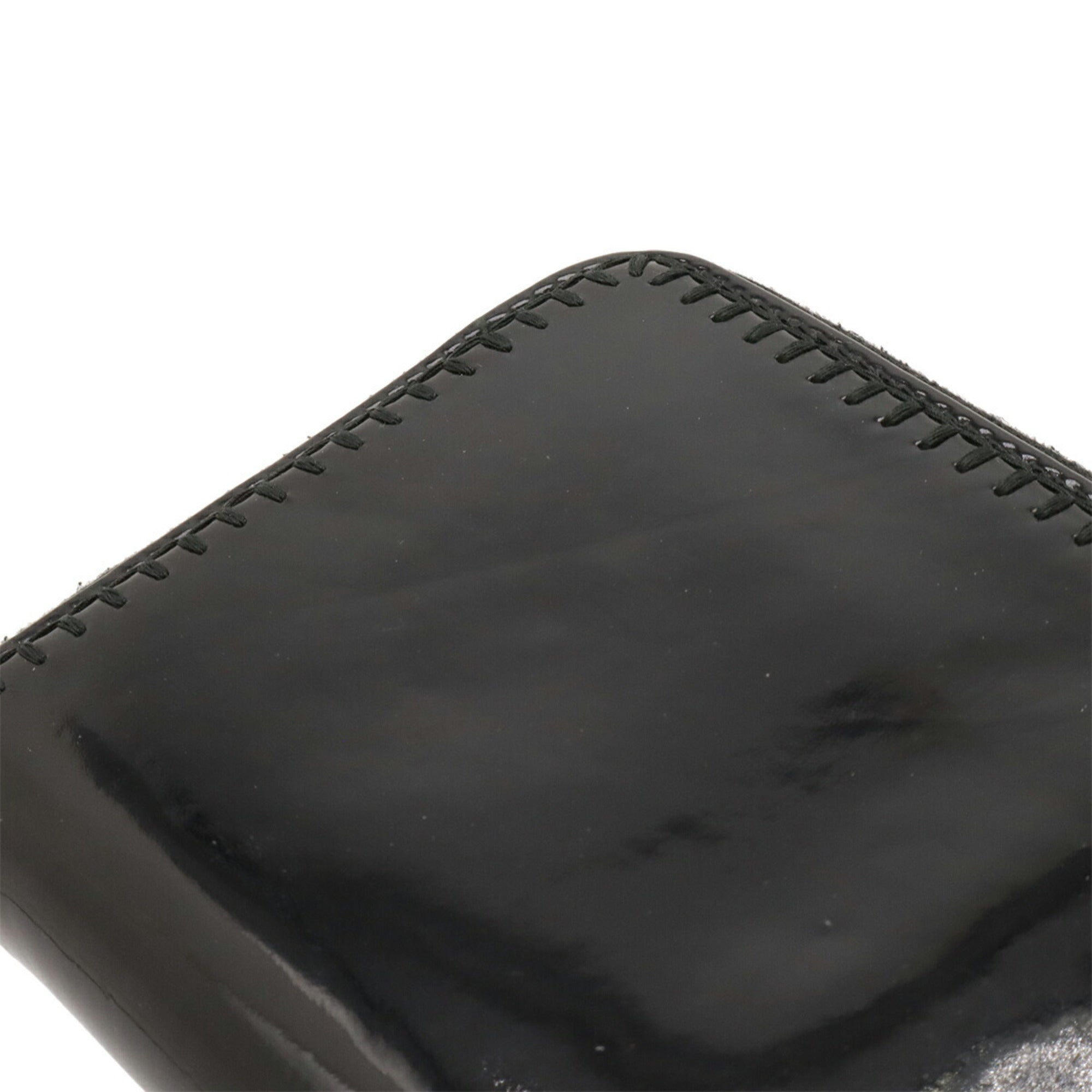 Chanel Black Leather Long Wallet (Bi-Fold) (Pre-Owned)