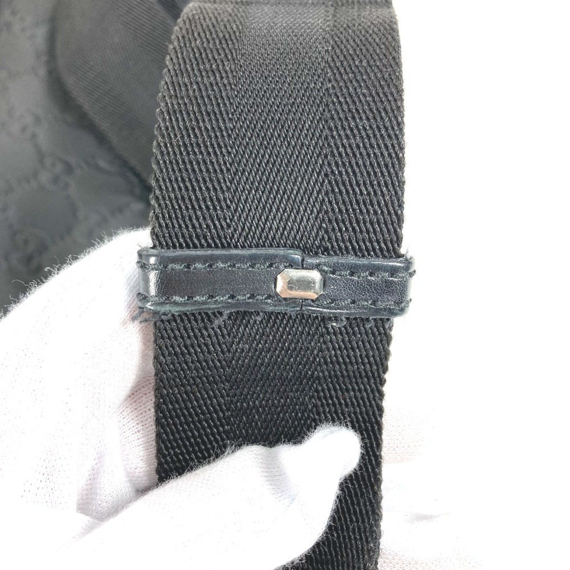 Gucci Black Leather Pochette Shoulder Bag Tote Bag (Pre-Owned)