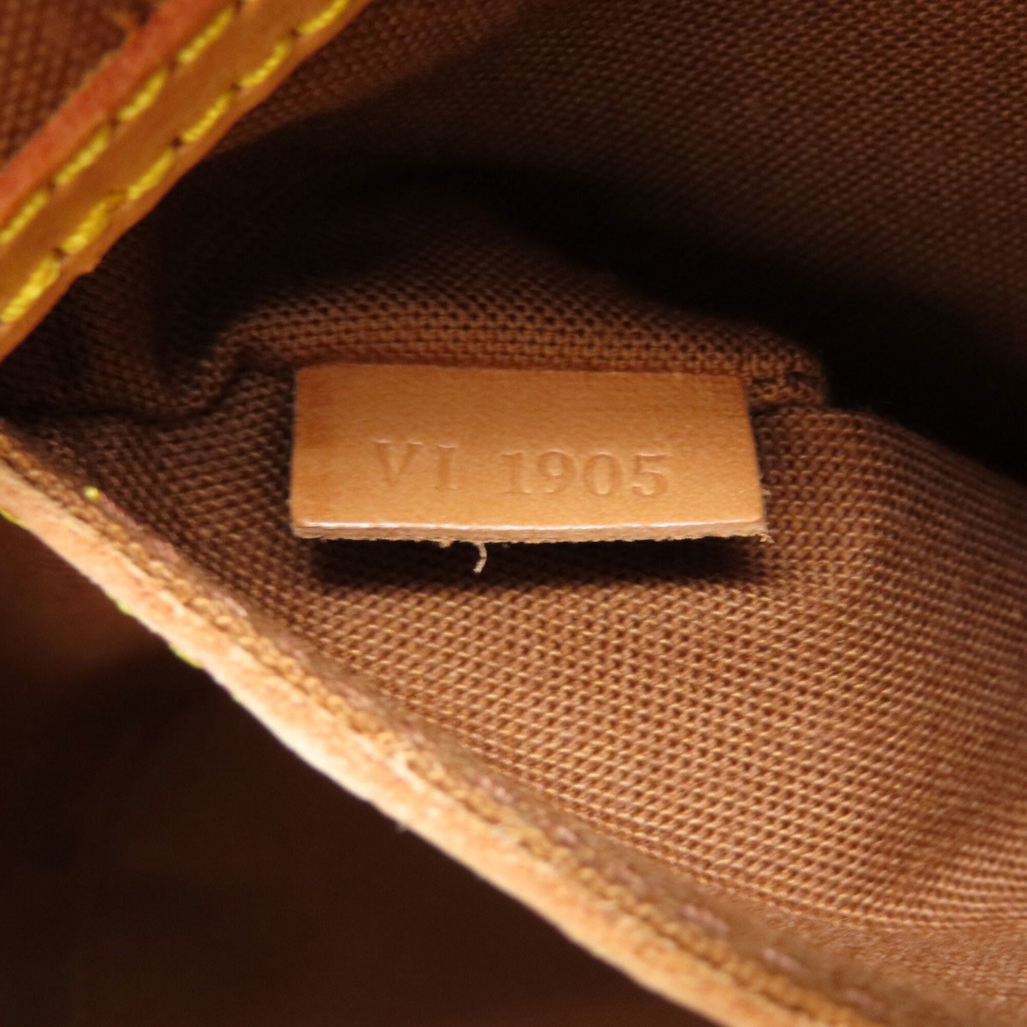 Louis Vuitton Monogram Monogram Handbag (Pre-Owned)