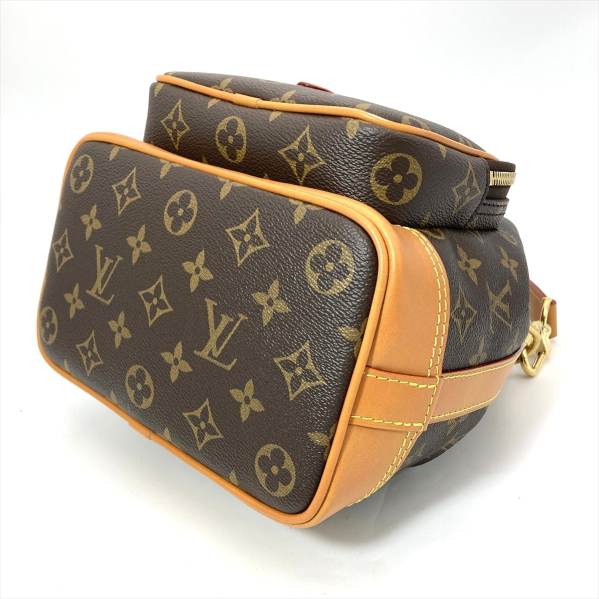 Louis Vuitton Brown Monogram Canvas Shoulder Bag (Pre-Owned)