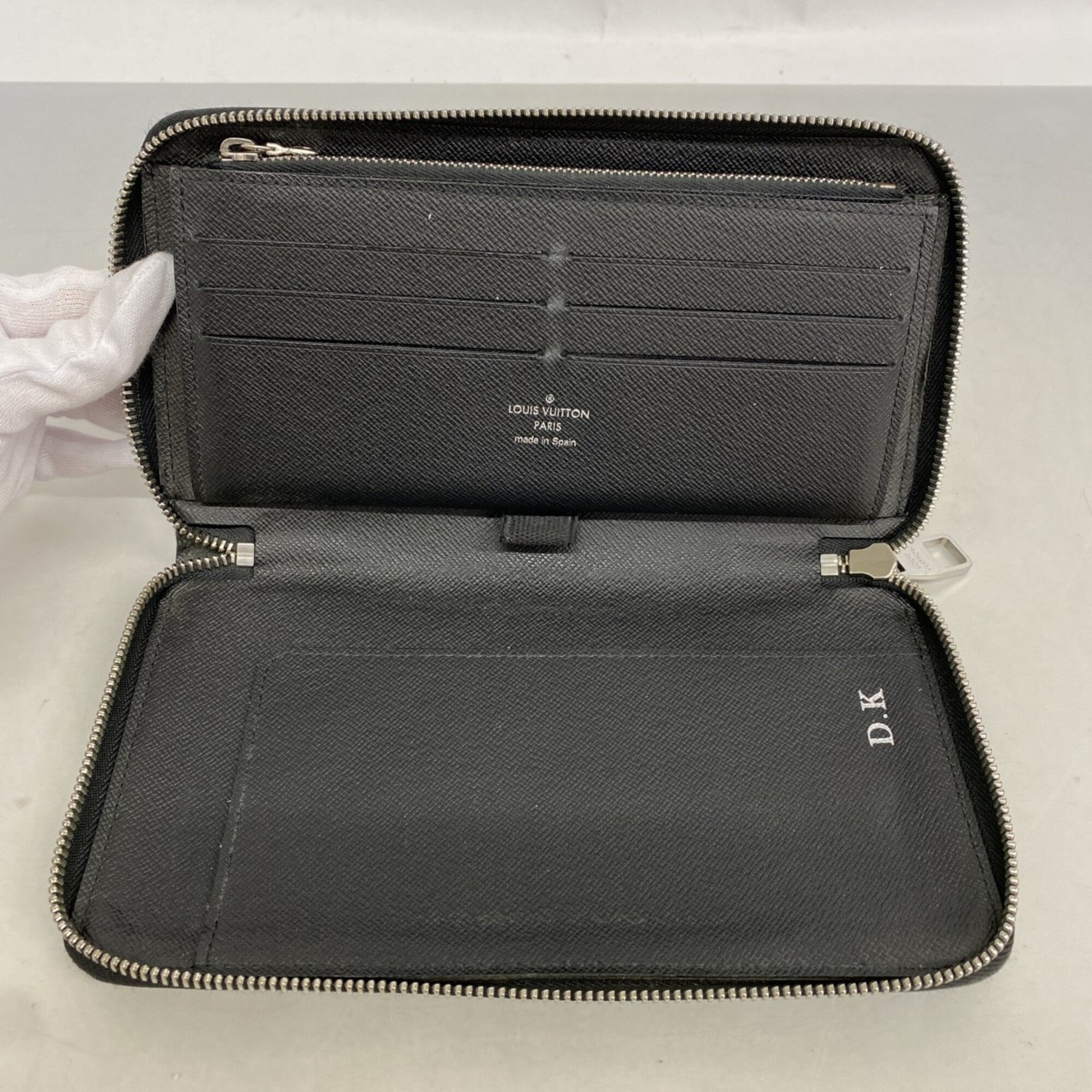 Louis Vuitton Noir Long Wallet (Bi-Fold) (Pre-Owned)