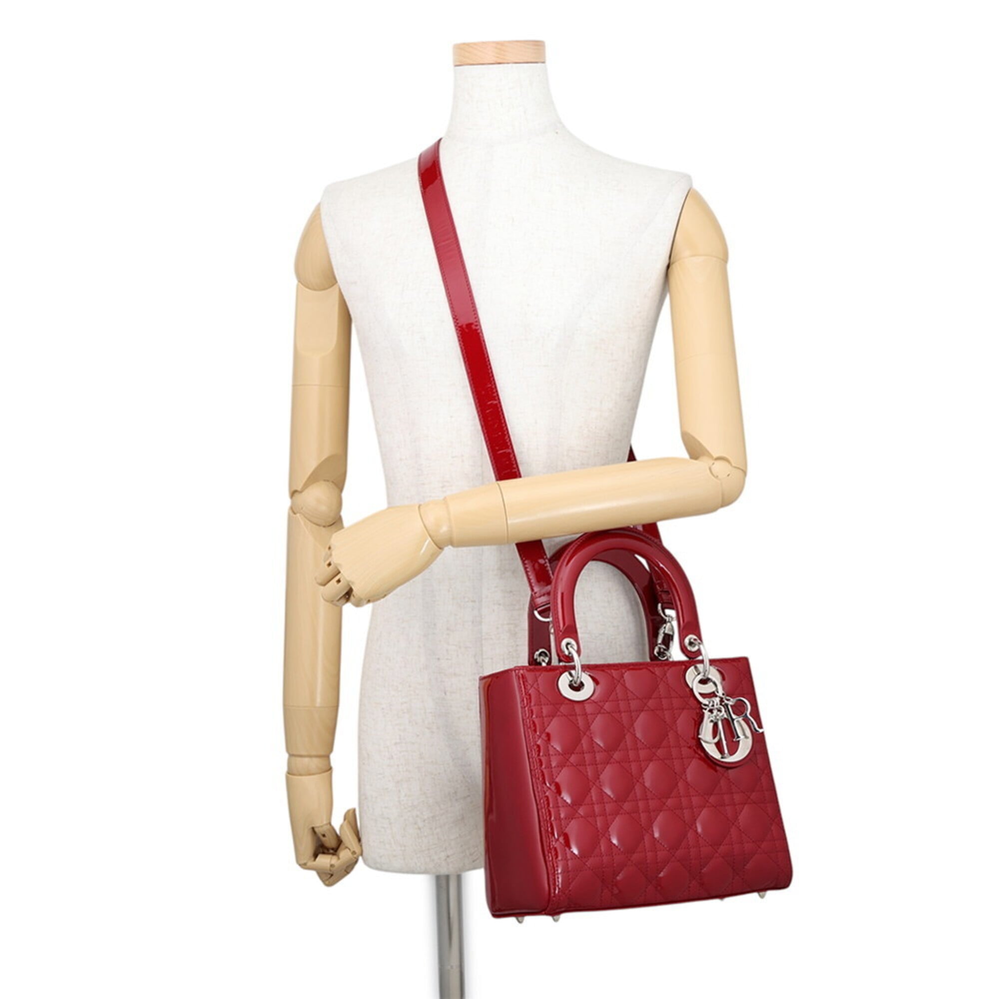 Christian Dior Lady Dior Red Color Patent Leather Handbag (Pre-Owned)