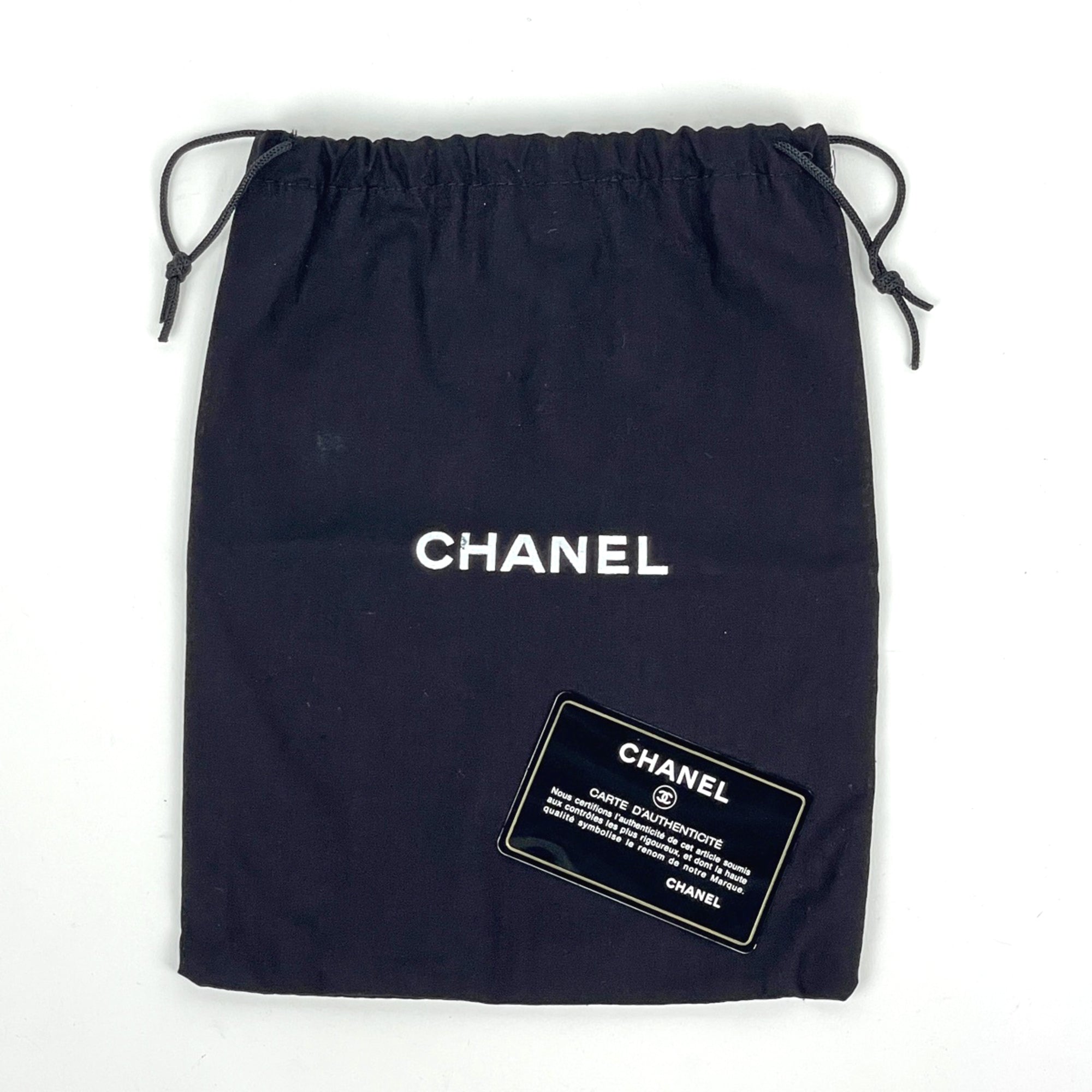 Chanel Black Grained Calfskin Shoulder Bag (Pre-Owned)