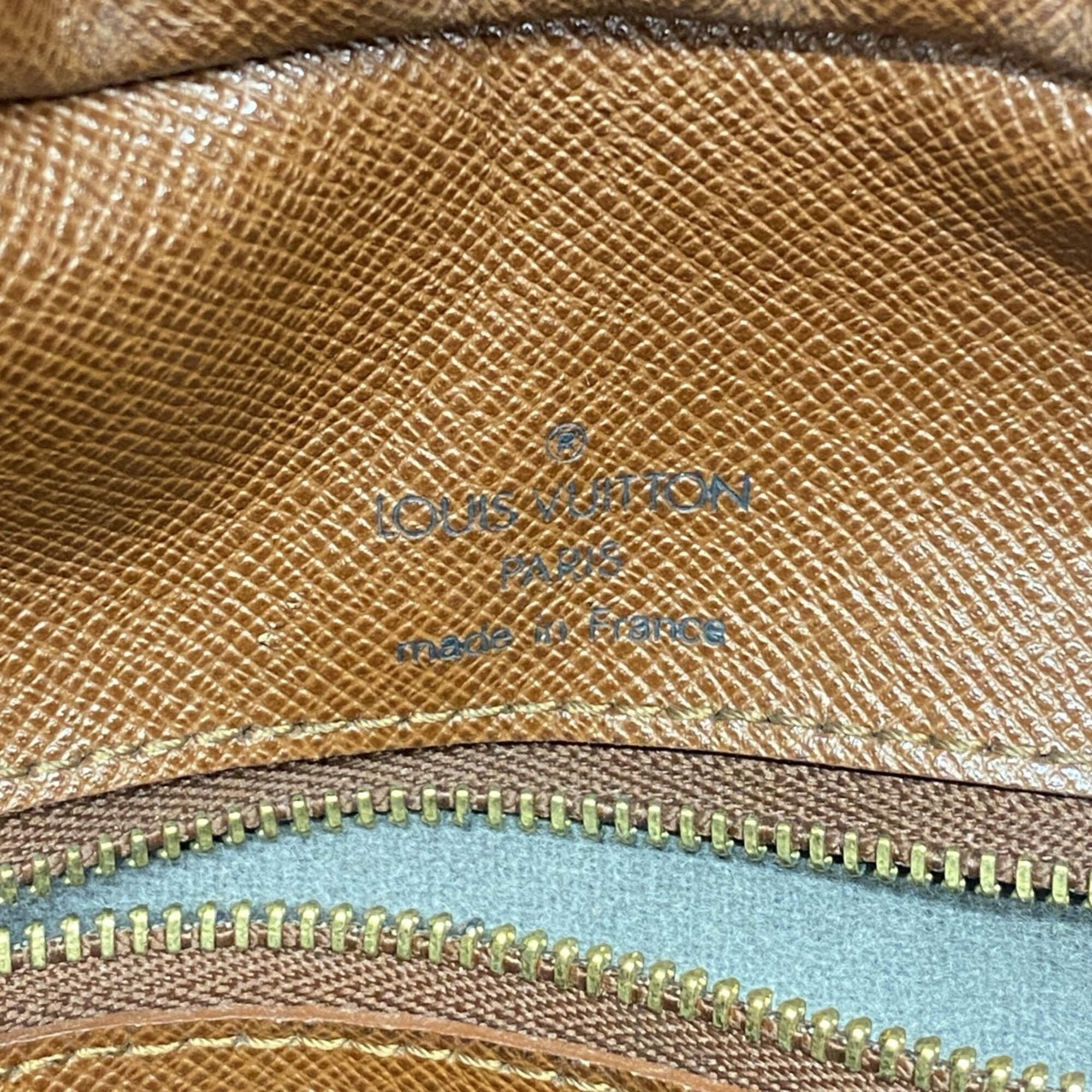 Louis Vuitton Brown Shoulder Bag (Pre-Owned)