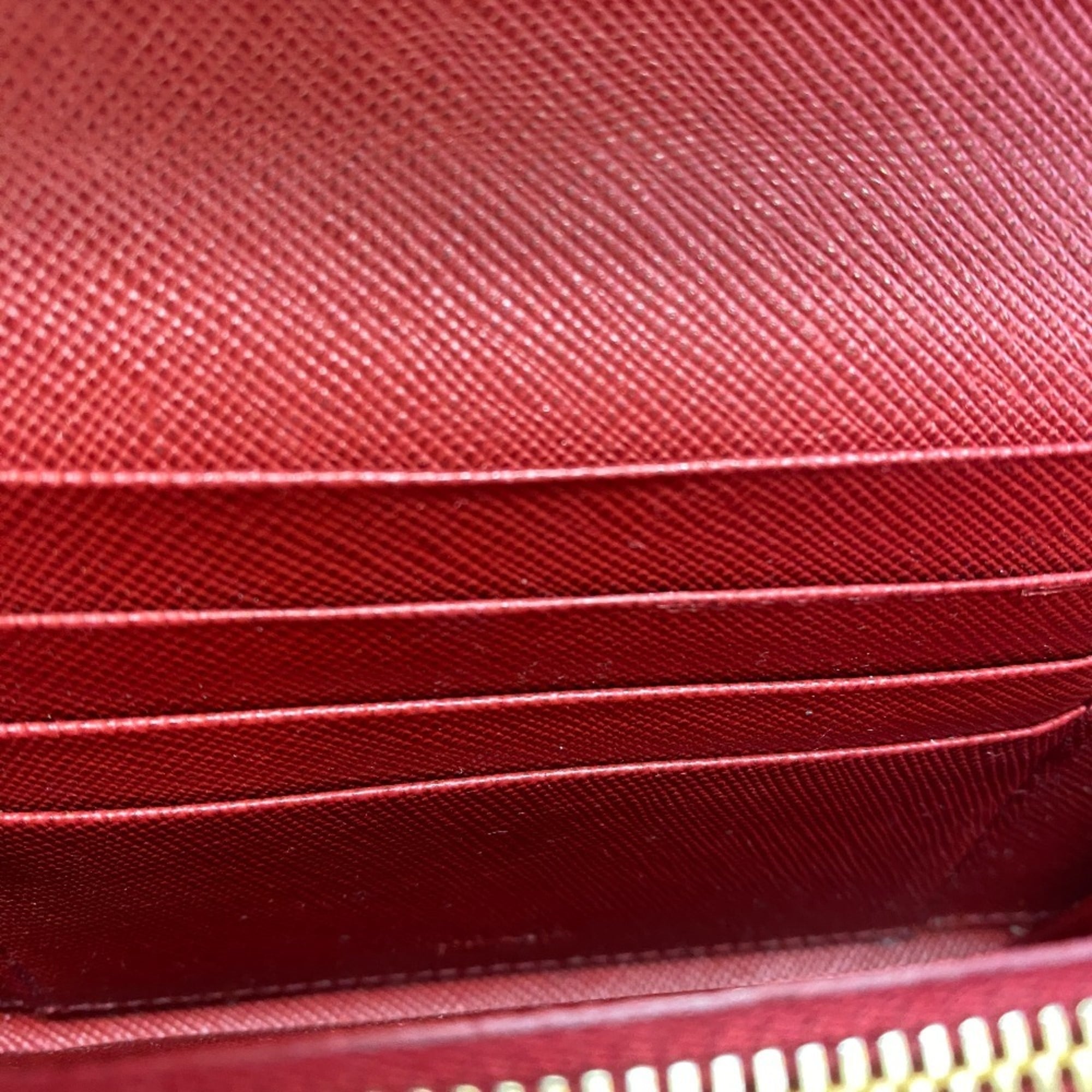Prada Saffiano Red Color Leather Wallet (Bi-Fold) (Pre-Owned)