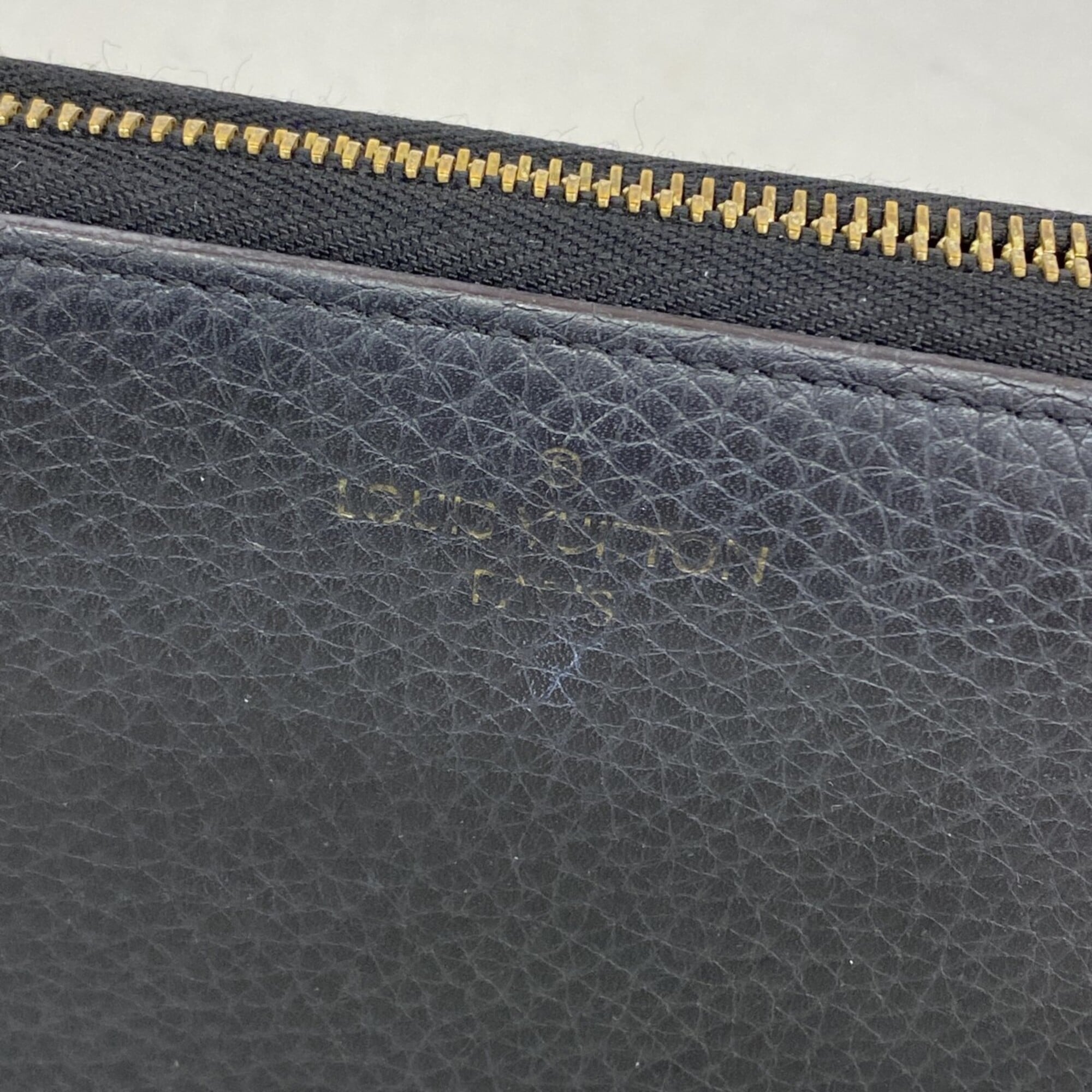 Louis Vuitton Noir Long Wallet (Bi-Fold) (Pre-Owned)