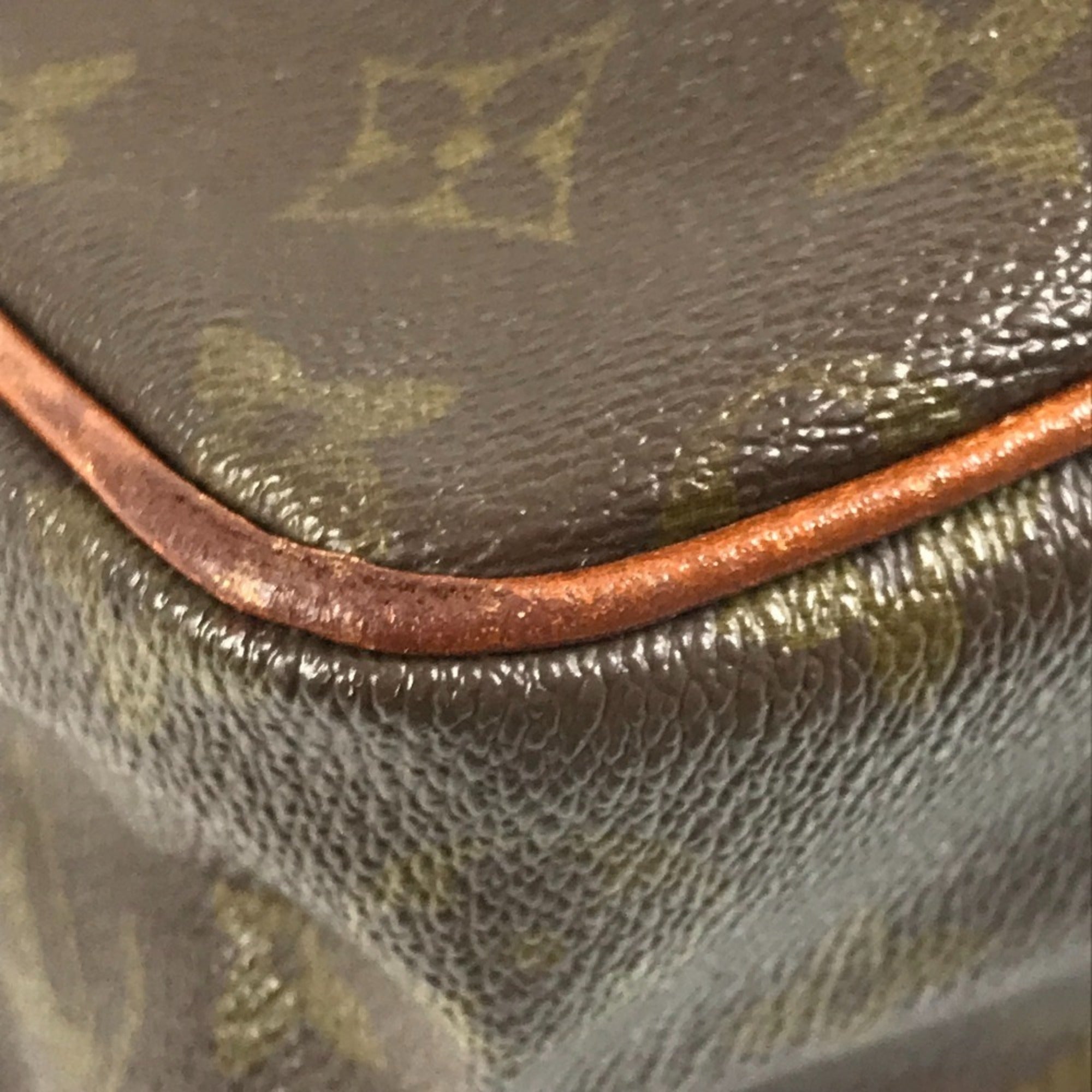 Louis Vuitton Brown Monogram Canvas Pochette Shoulder Bag (Pre-Owned)