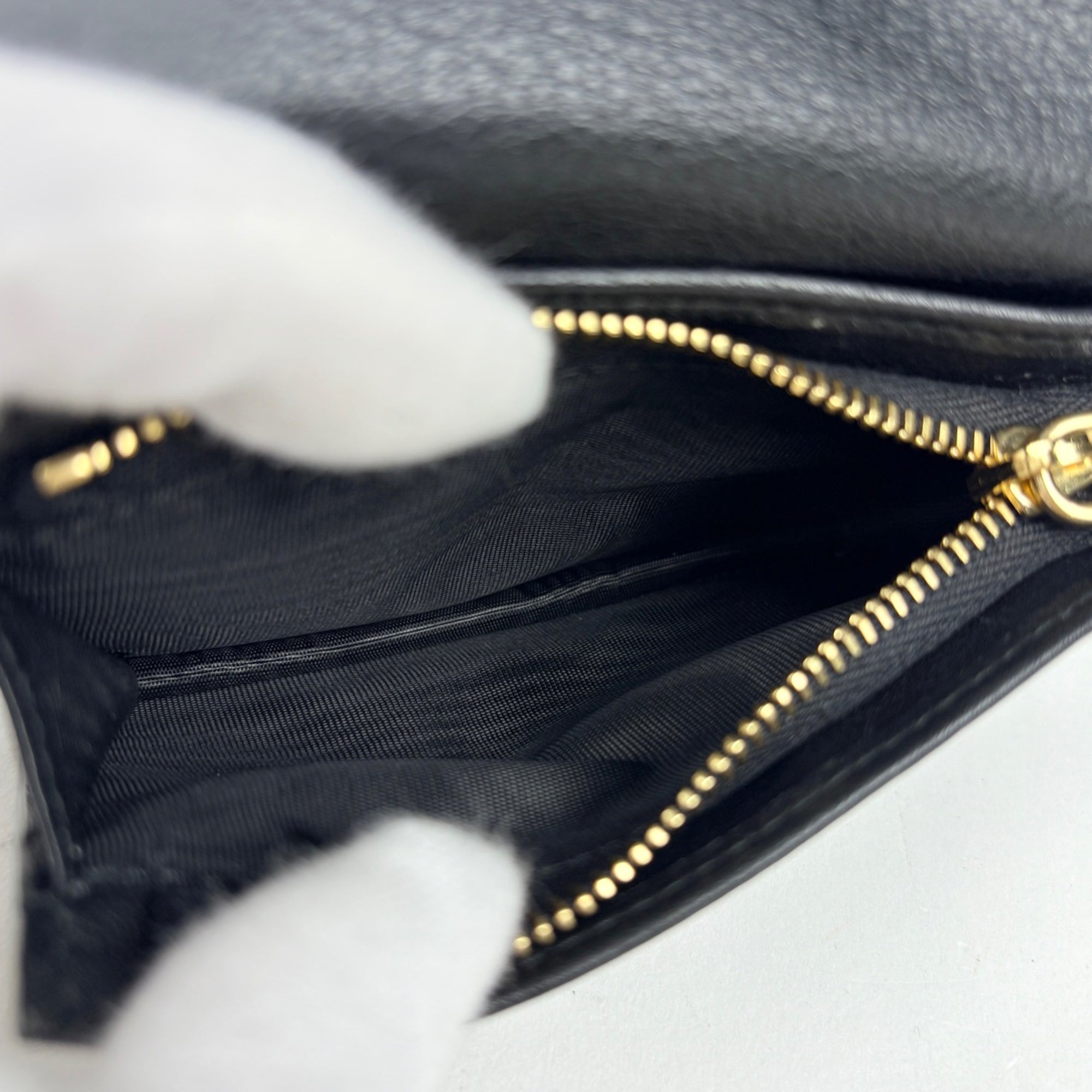 Prada Black Leather Wallet (Bi-Fold) (Pre-Owned)