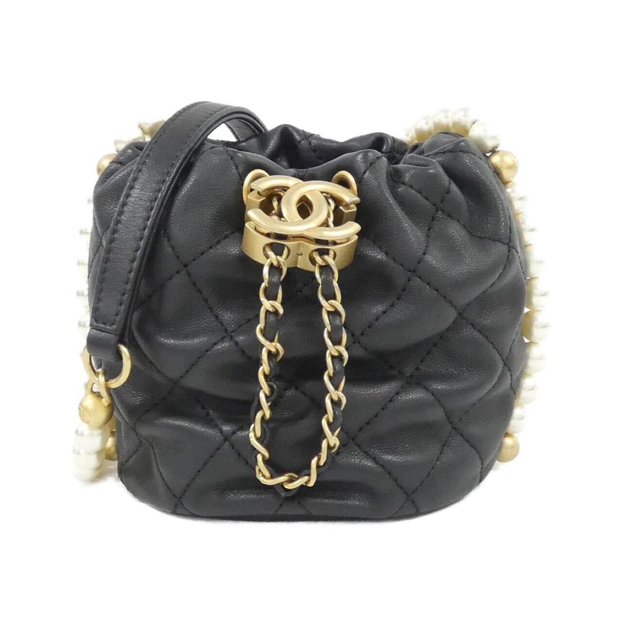 Chanel Black Artificial Pearl Leather Shoulder Bag (Pre-Owned)