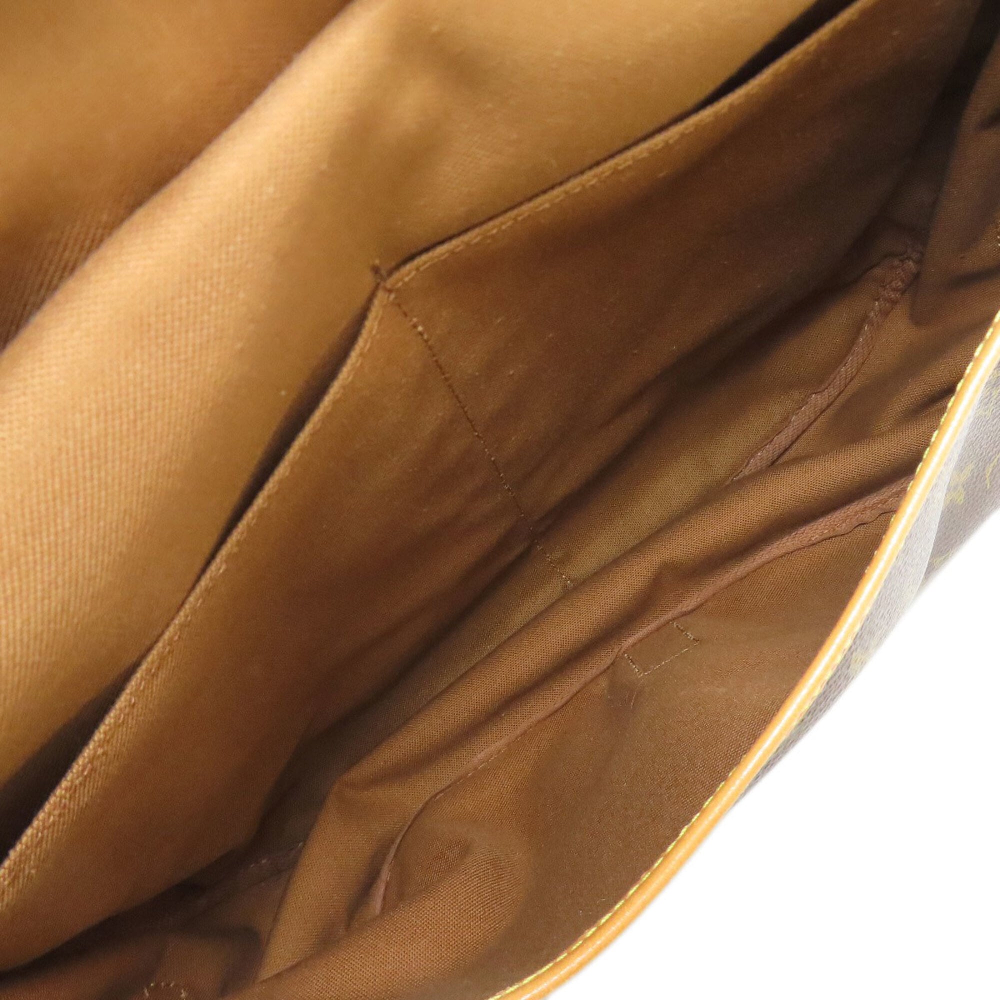Louis Vuitton Monogram Monogram Monogram Canvas Shoulder Bag (Pre-Owned)