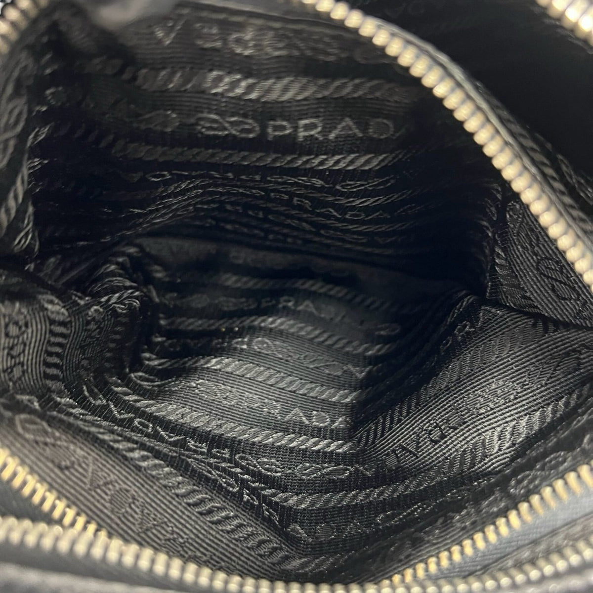 Prada Black Nylon Leather Shoulder Bag Tote Bag (Pre-Owned)