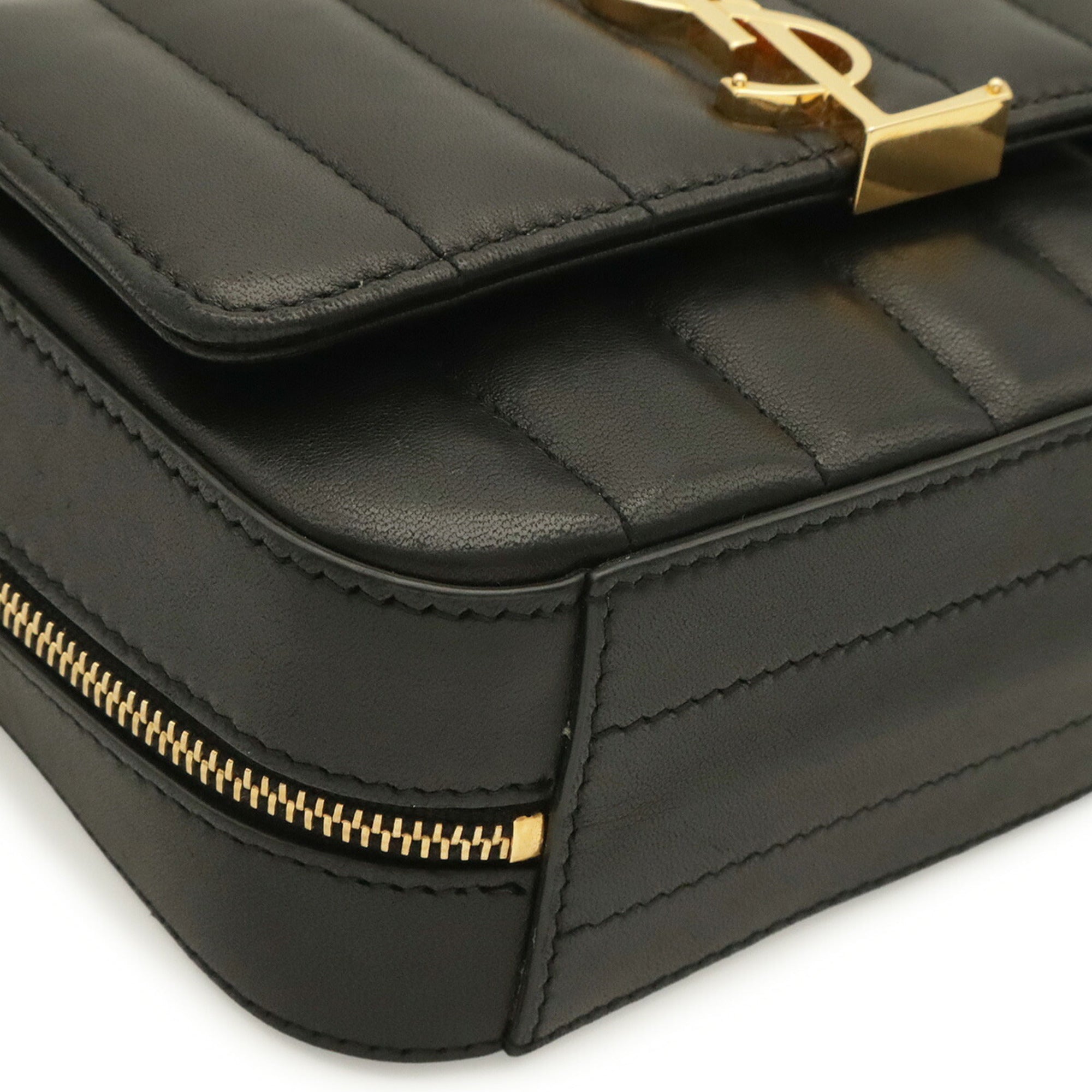 Yves Saint Laurent Black Leather Shoulder Bag (Pre-Owned)