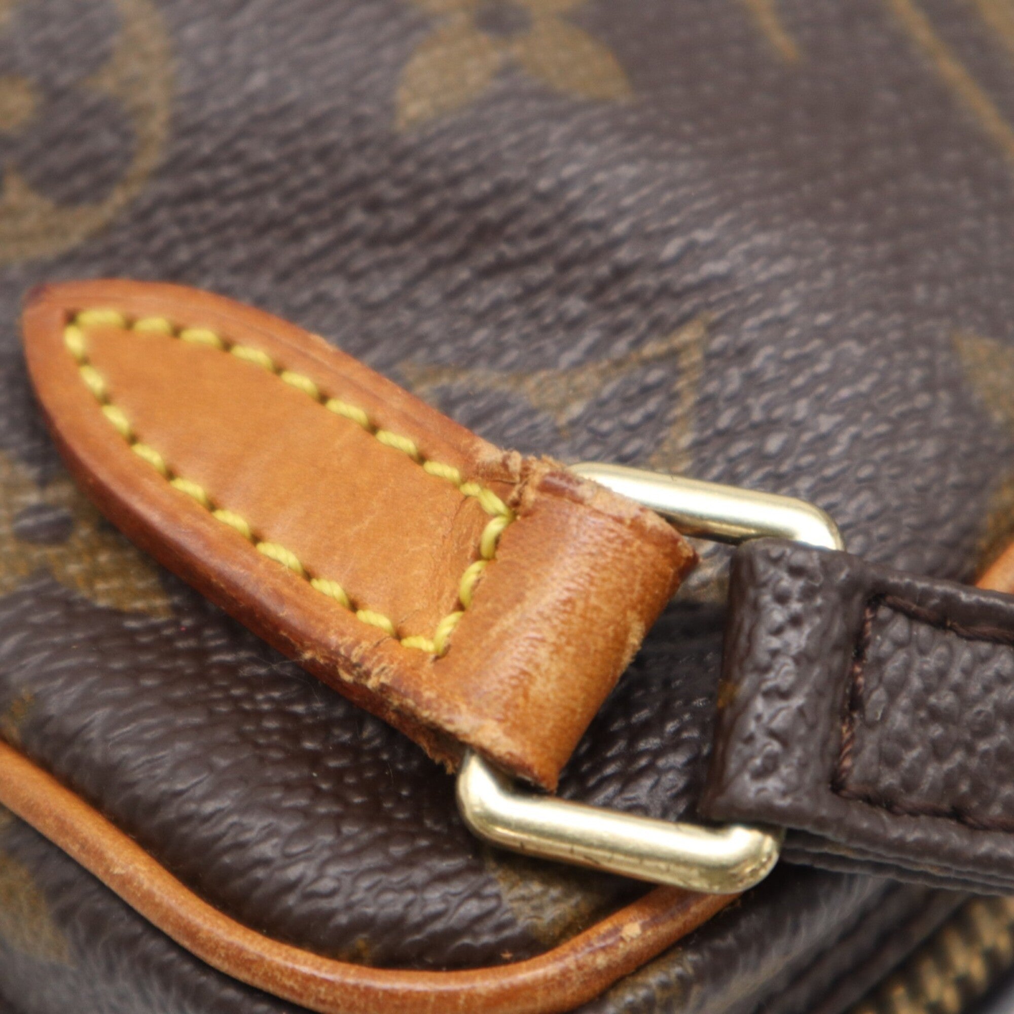 Louis Vuitton Monogram Beige Brown Coated Canvas Leather Pochette Shoulder Bag (Pre-Owned)