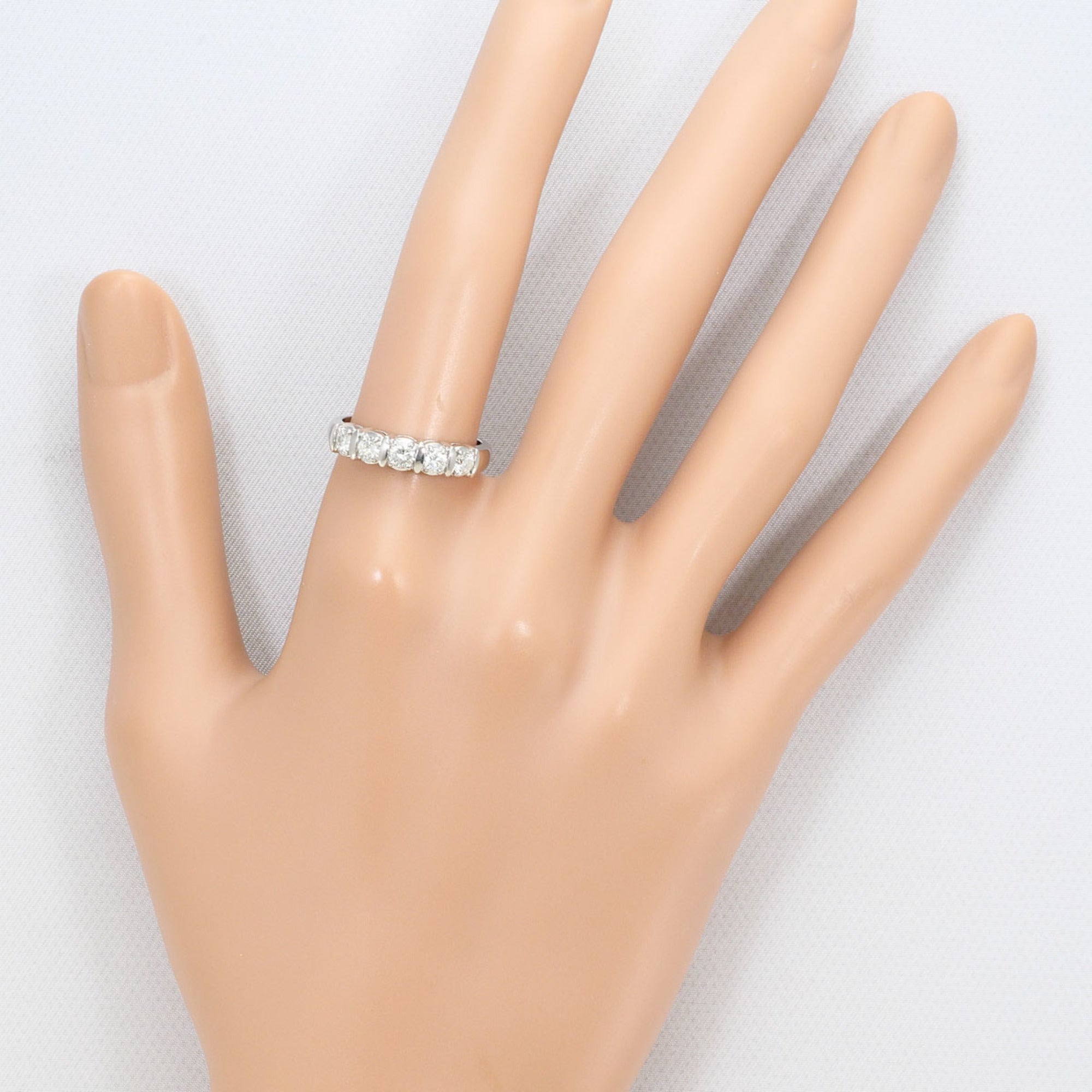 Unbranded Platinum Platinum 900 Band Ring (Pre-Owned)