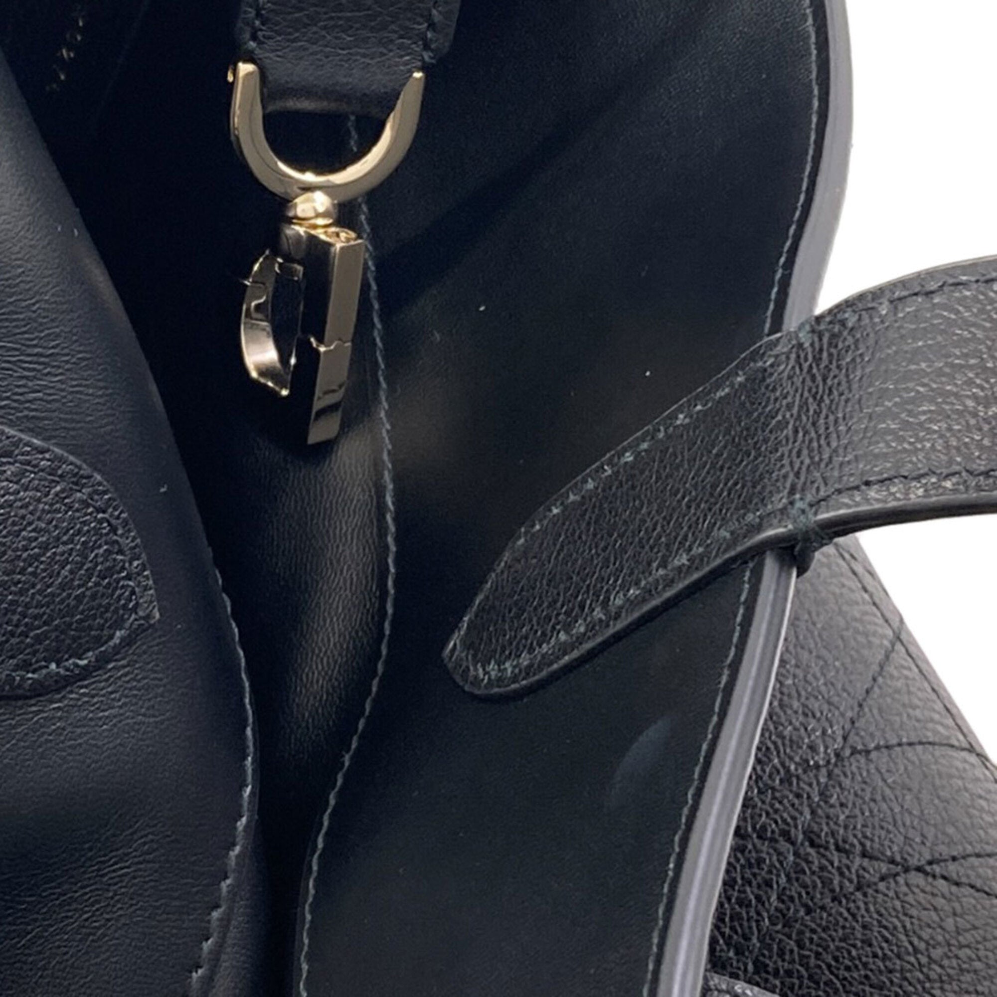 Christian Dior Black Leather Handbag (Pre-Owned)