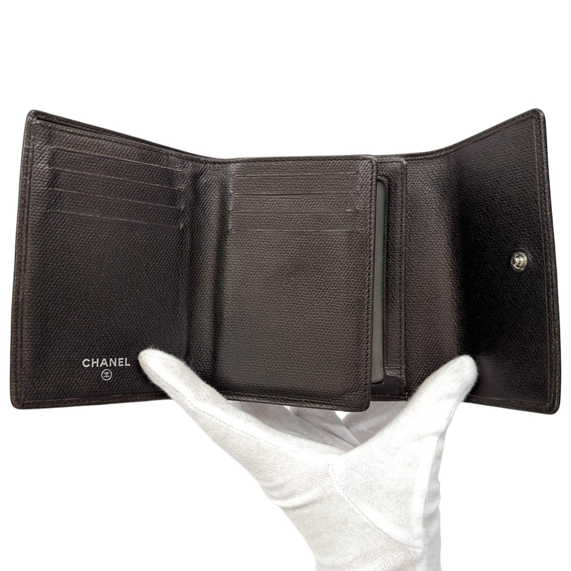 Chanel Dark Brown Leather Wallet (Bi-Fold) (Pre-Owned)