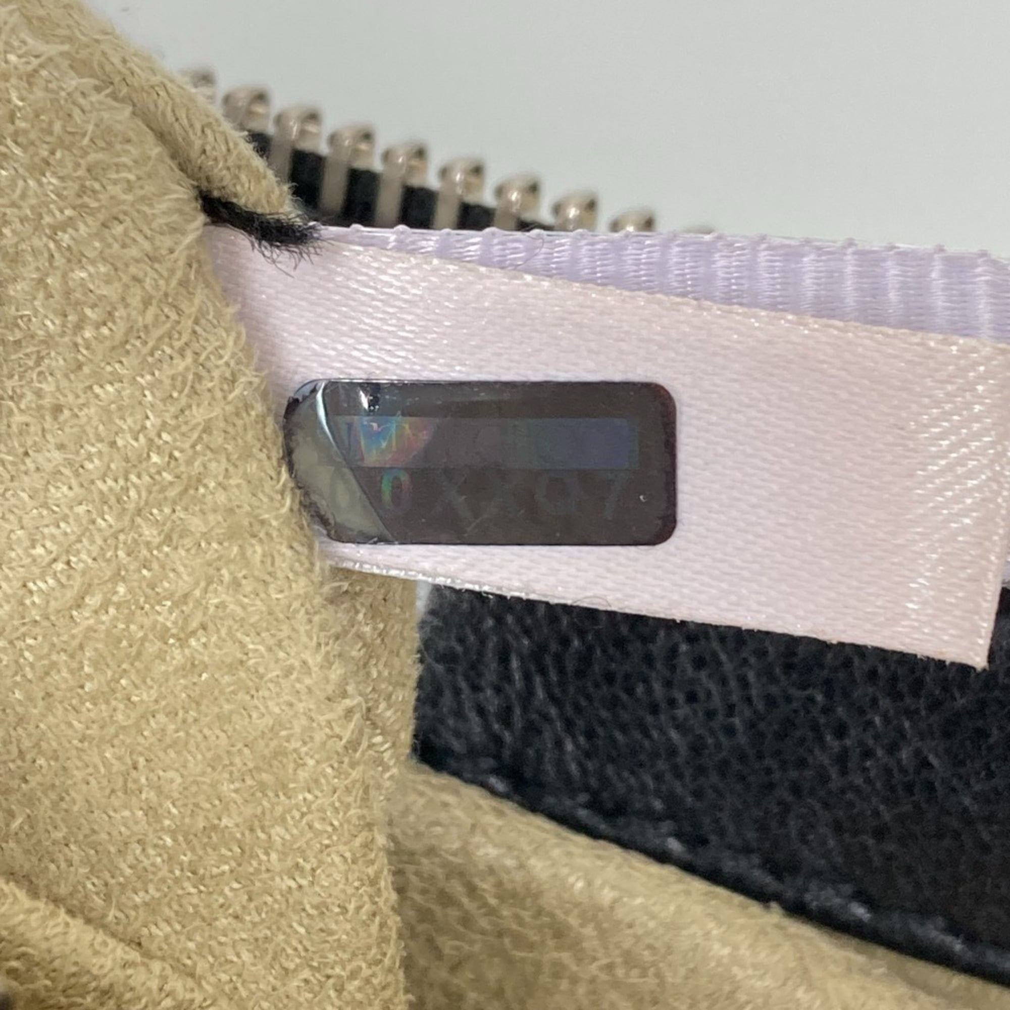 Jimmy Choo Black Leather Shoulder Bag (Pre-Owned)