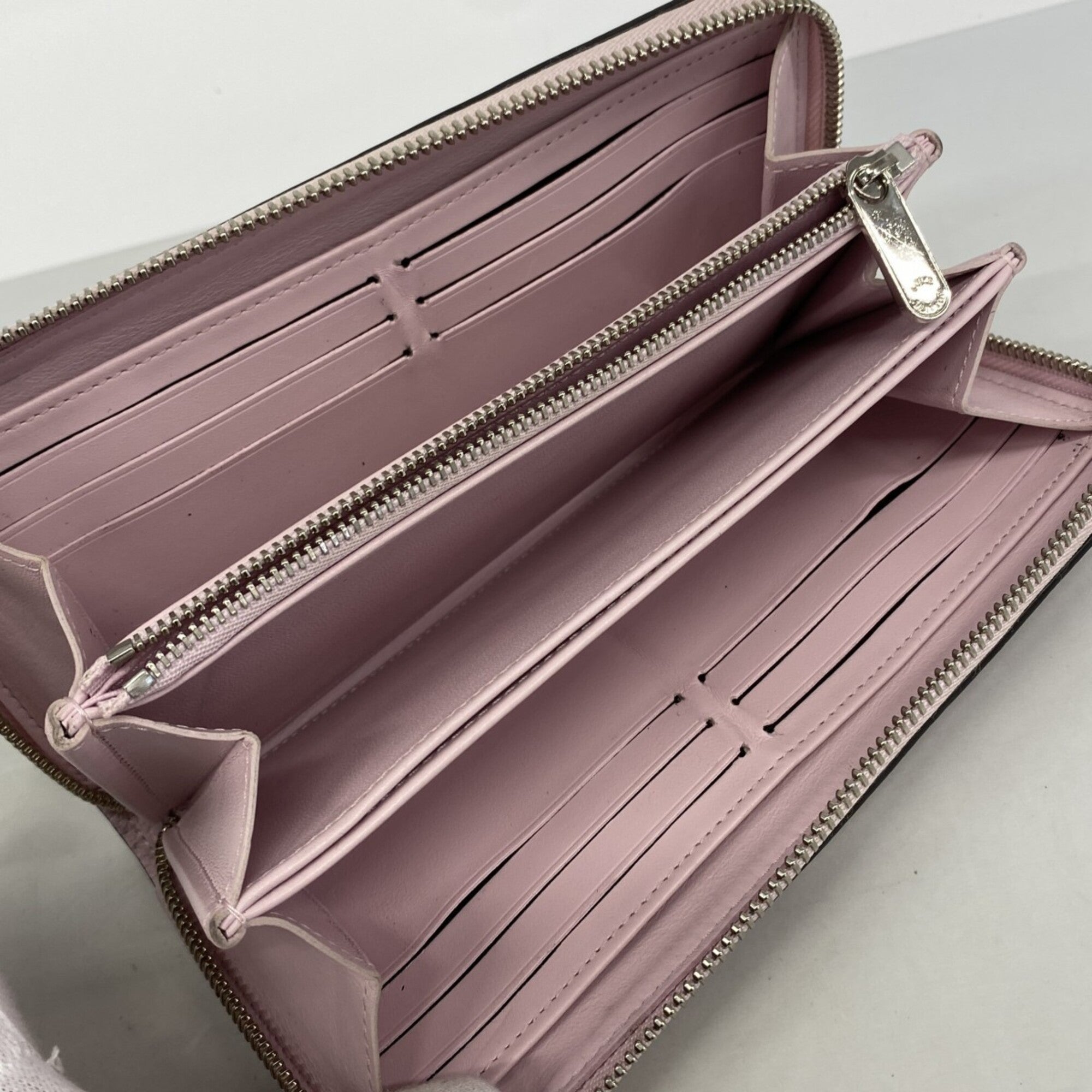 Louis Vuitton Pink Long Wallet (Bi-Fold) (Pre-Owned)