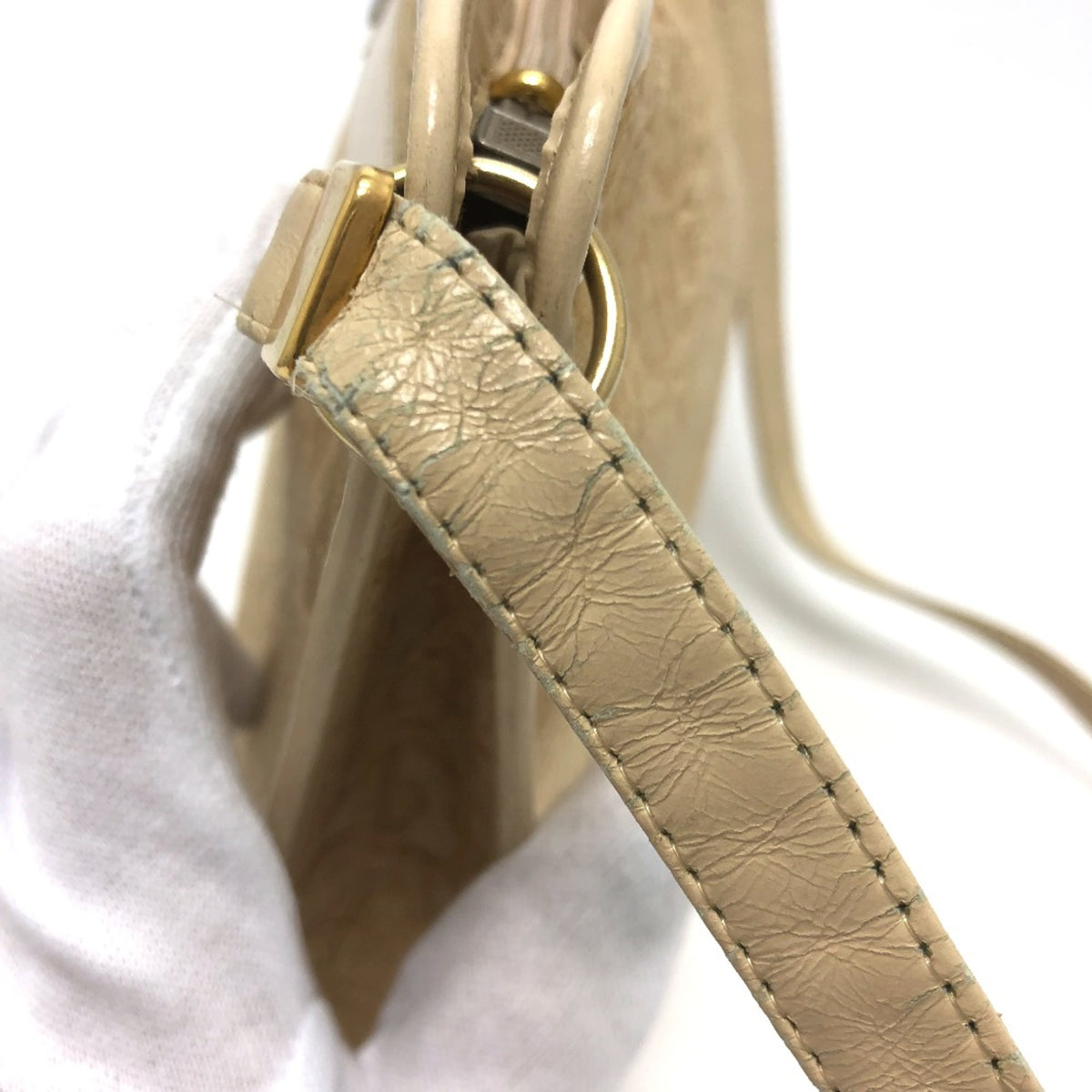 Christian Dior Beige Cloth Shoulder Bag (Pre-Owned)