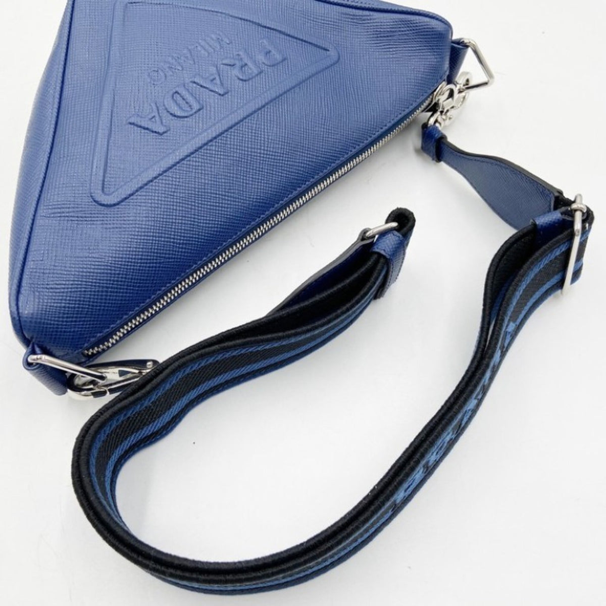Prada Blue Leather Pochette Shoulder Bag (Pre-Owned)