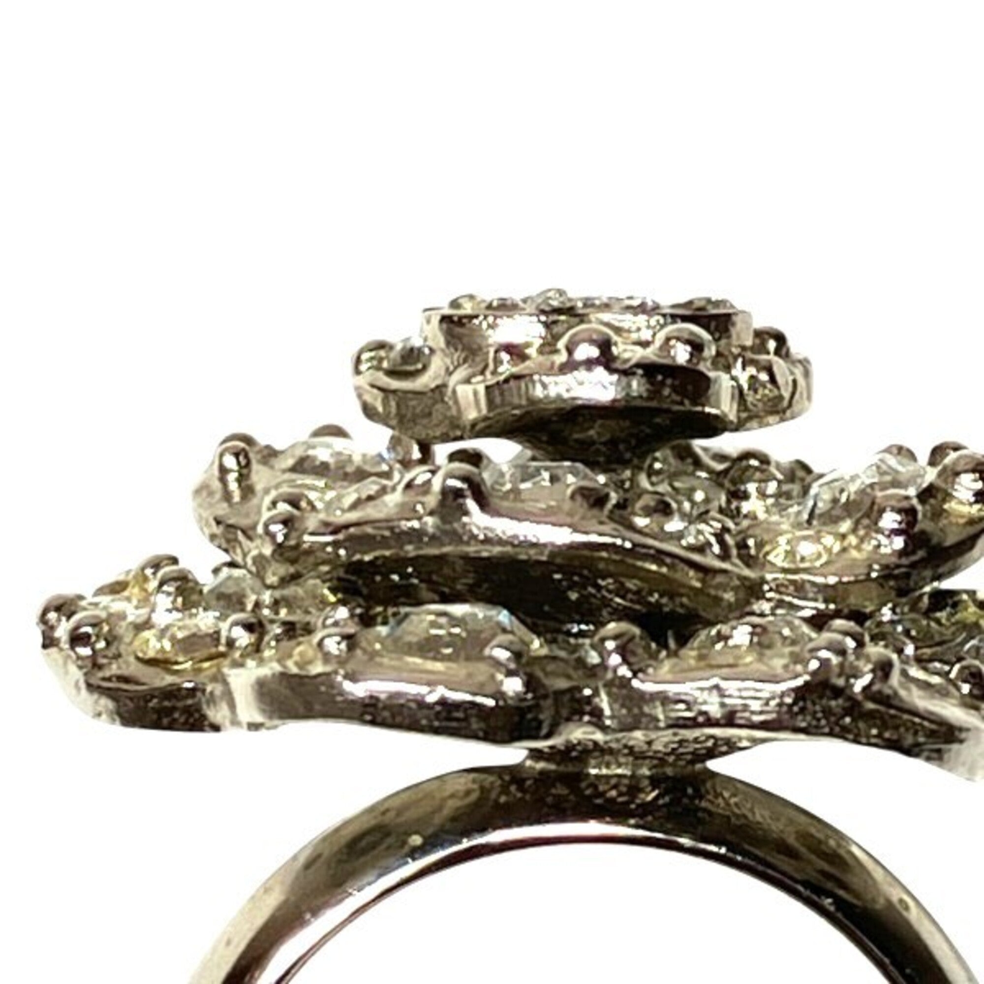 Chanel Silver Metal Band Ring (Pre-Owned)