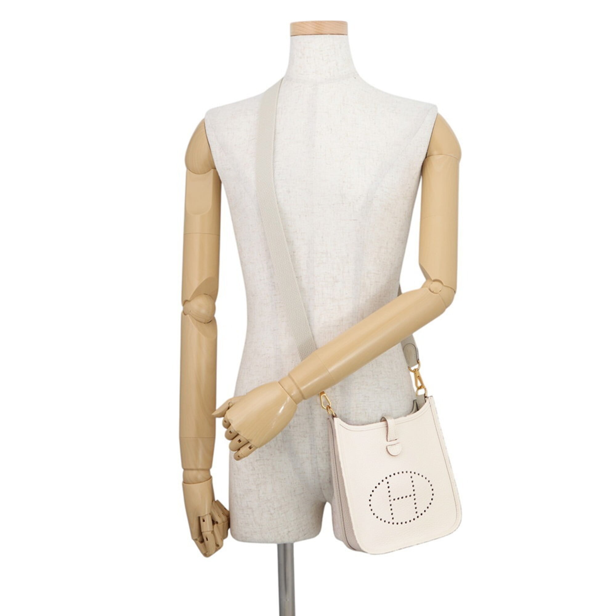 Hermes Evelyne Gold Taurillon Clemence Leather Handbag (Pre-Owned)