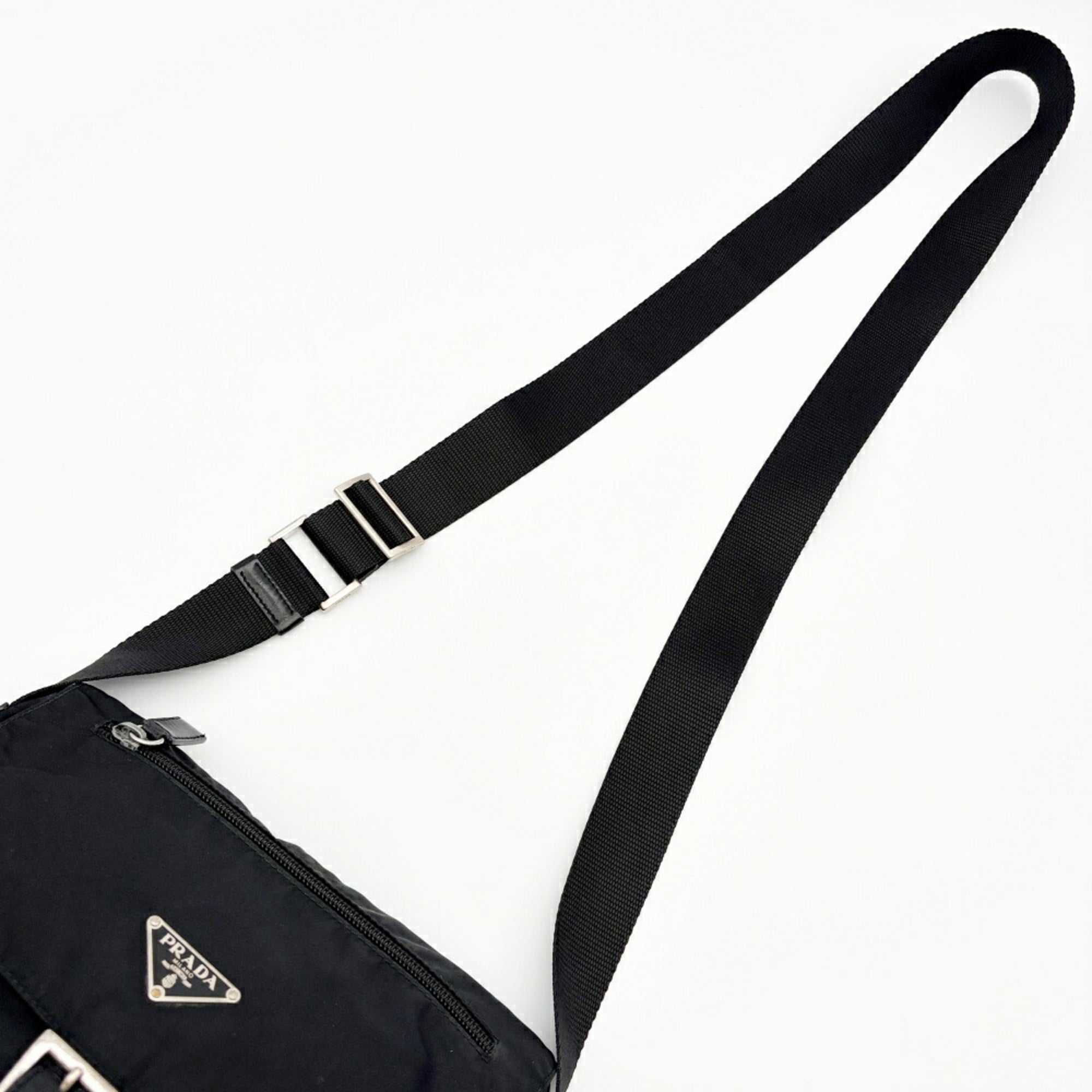 Prada Black Nylon Leather Shoulder Bag (Pre-Owned)