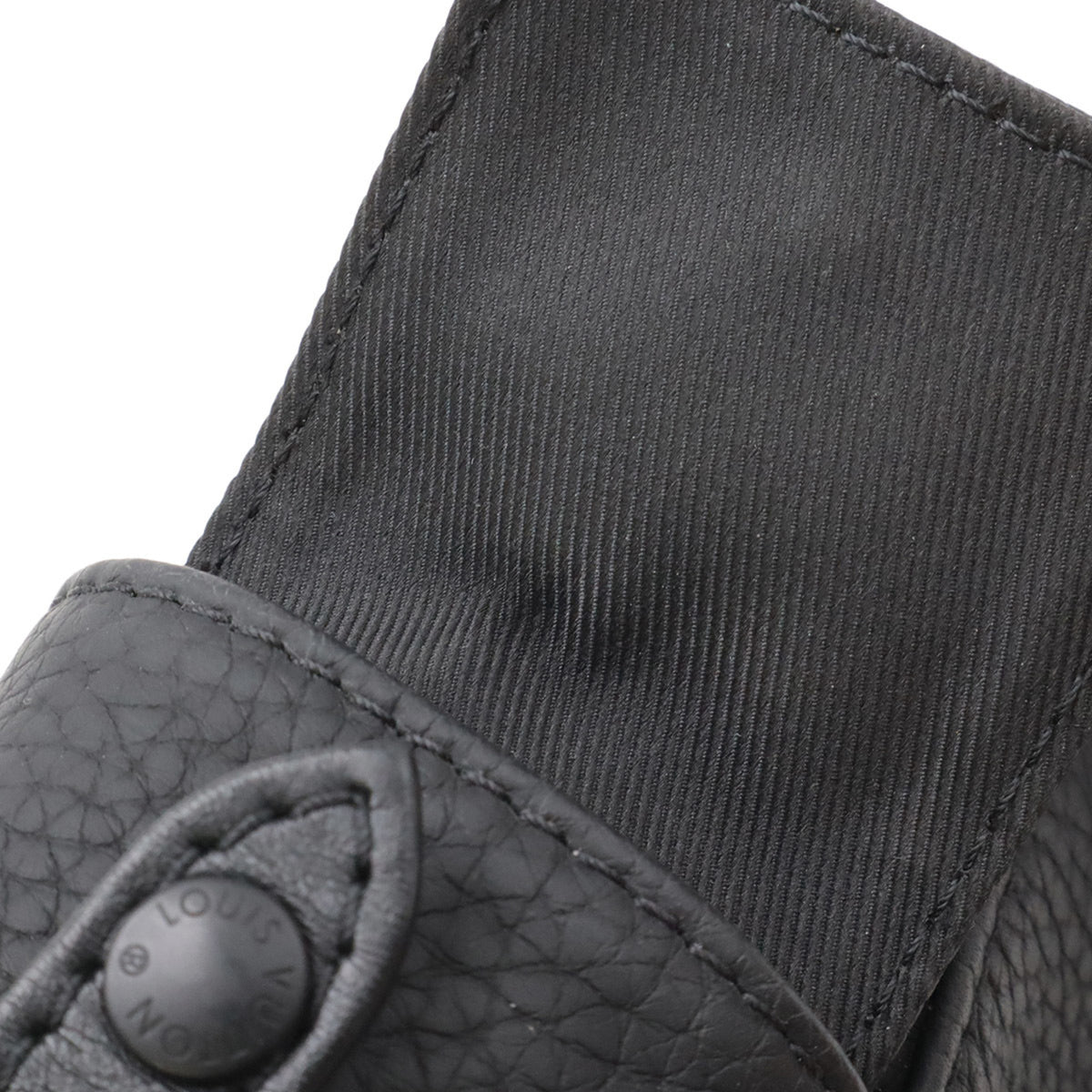 Louis Vuitton Black Noir Shoulder Bag (Pre-Owned)