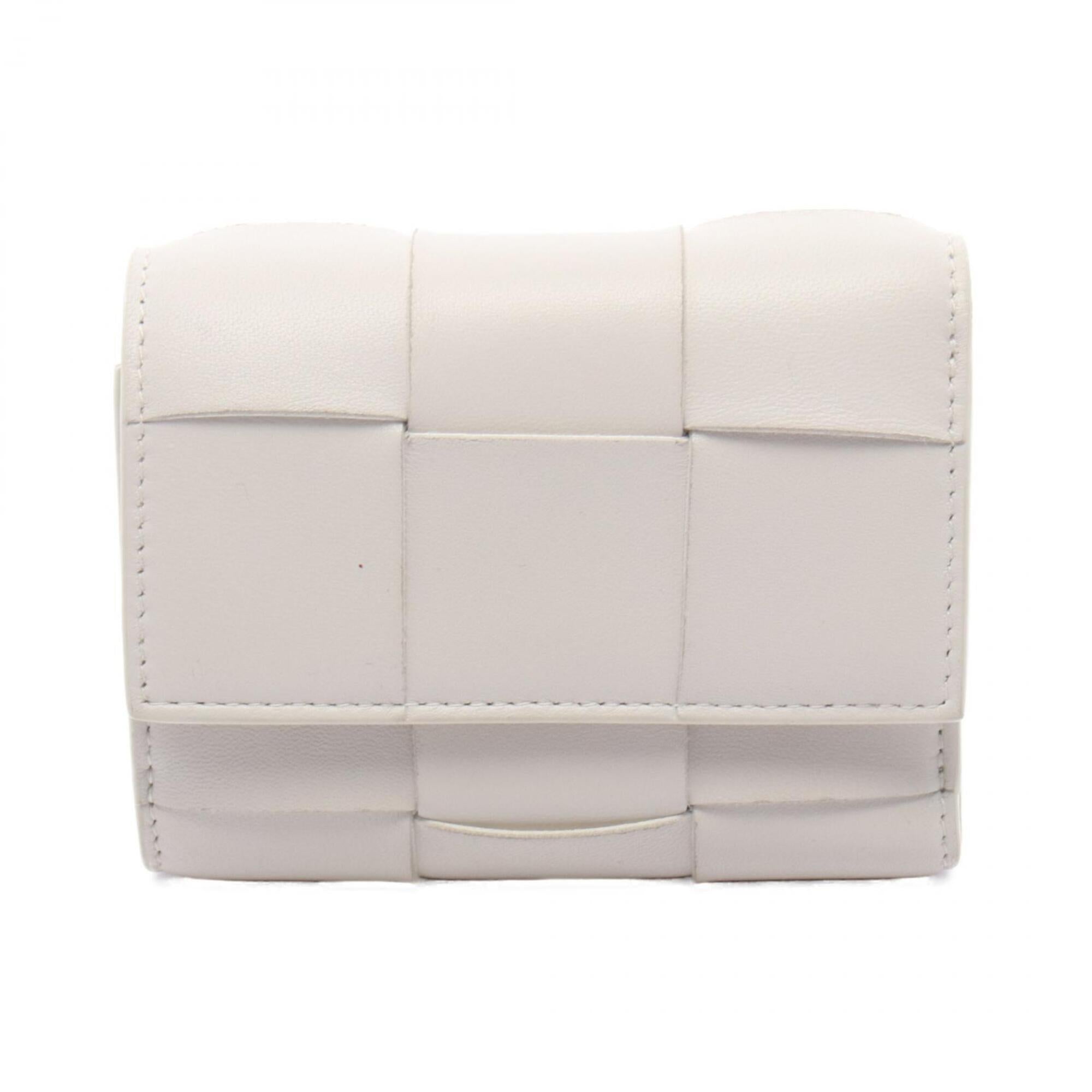 Bottega Veneta White Leather Wallet (Tri-Fold) (Pre-Owned)