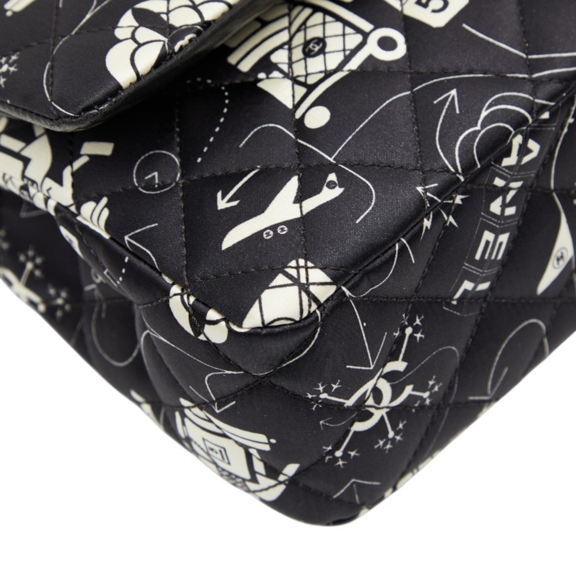 Chanel Black White Satin Leather Shoulder Bag (Pre-Owned)