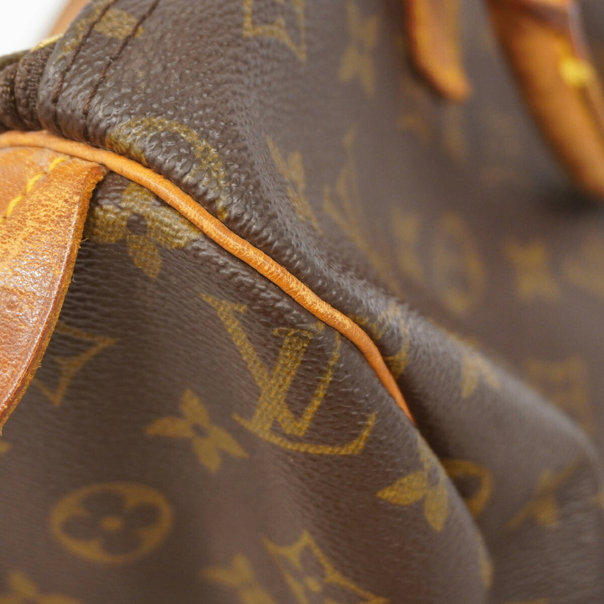 Louis Vuitton Brown Handbag (Pre-Owned)