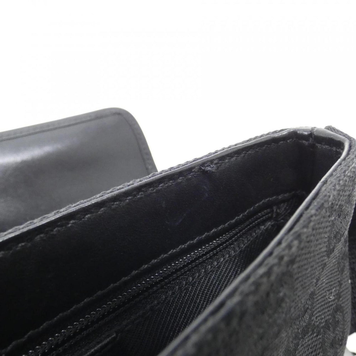Gucci Black Gg Canvas Fanny Pack (Pre-Owned)