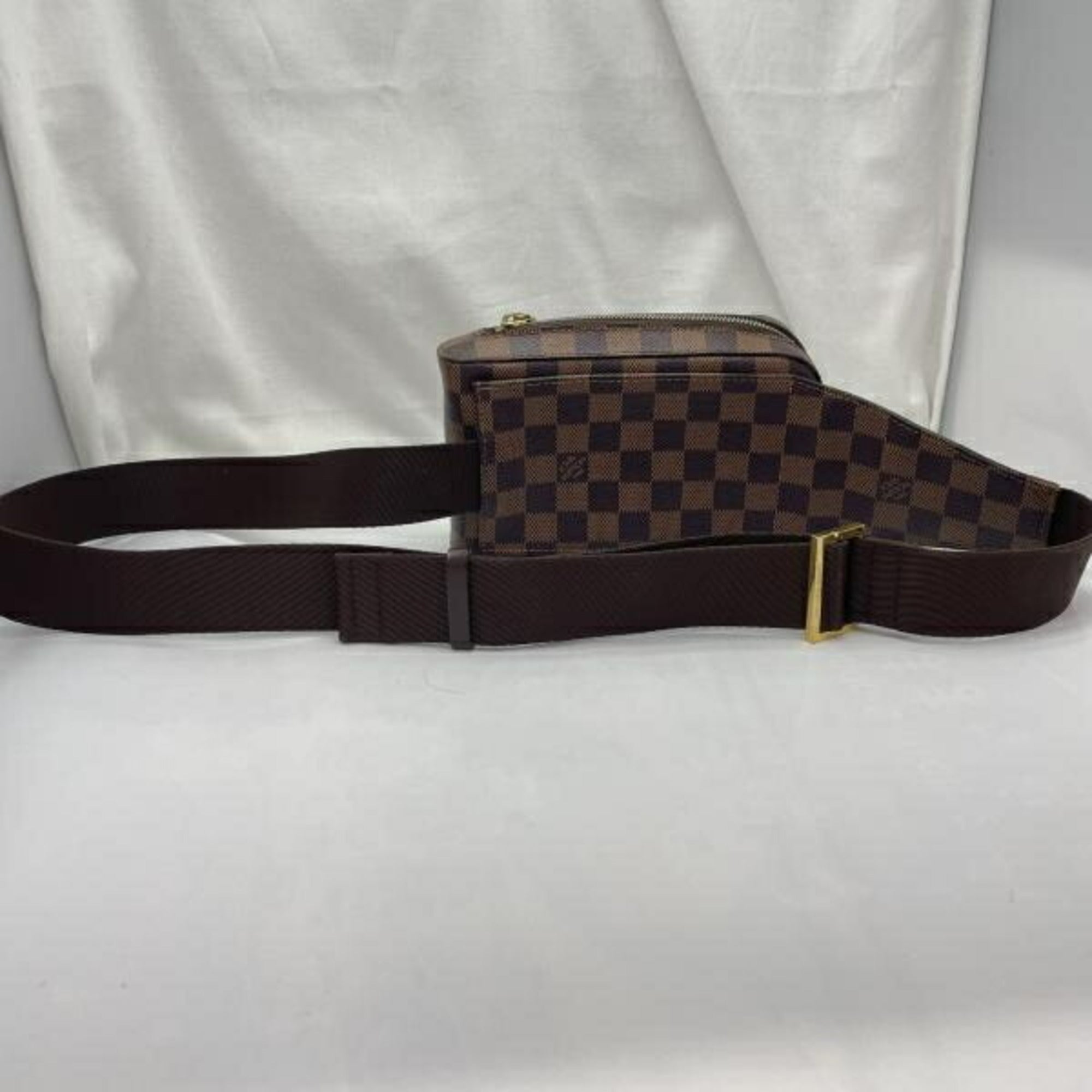 Louis Vuitton Damier Brown Sling Bag (Pre-Owned)