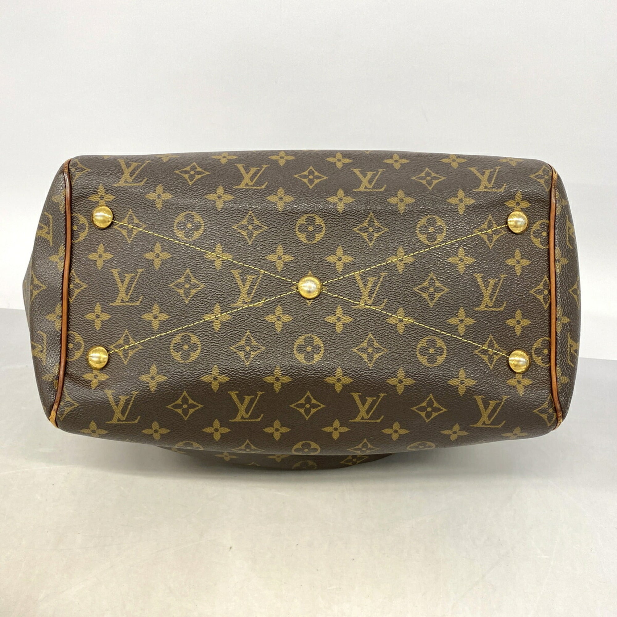 Louis Vuitton Brown Handbag (Pre-Owned)