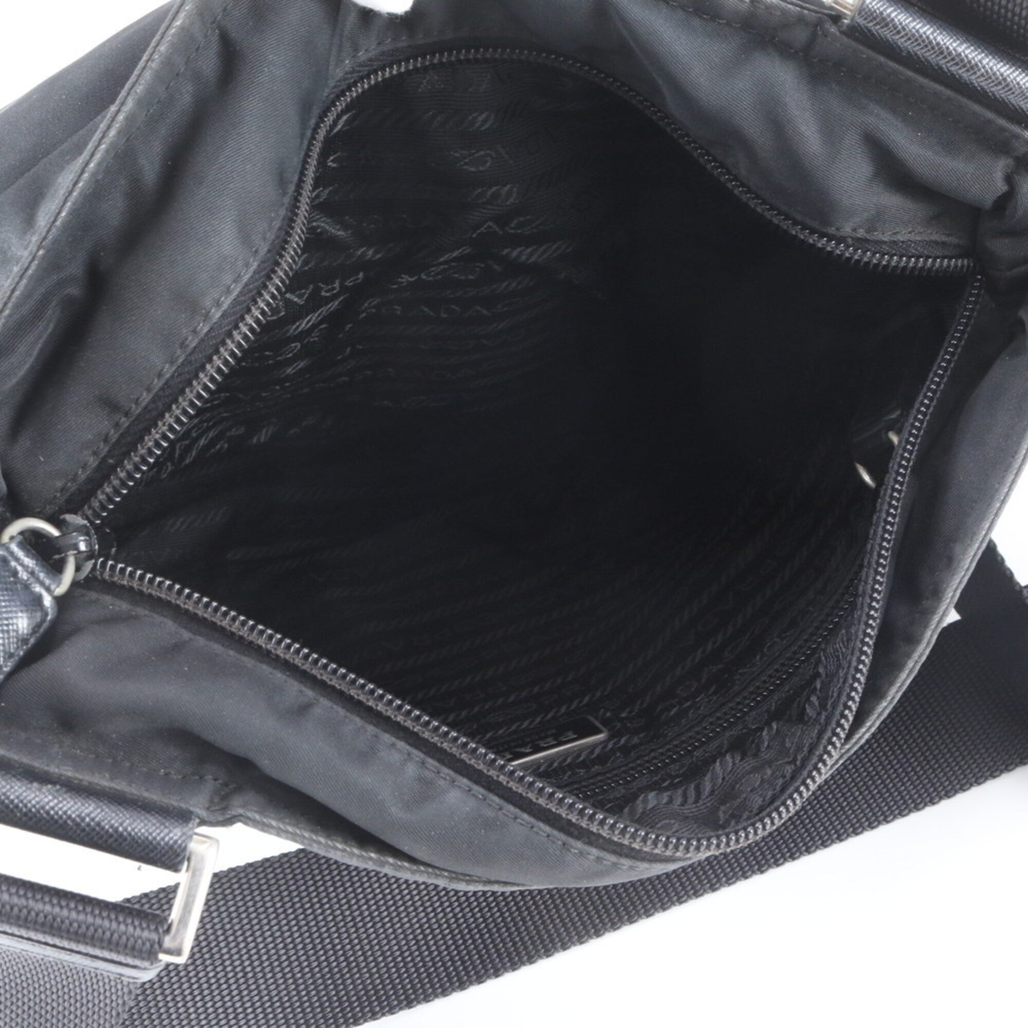 Prada Black Nylon Leather Messenger Bag Shoulder Bag (Pre-Owned)