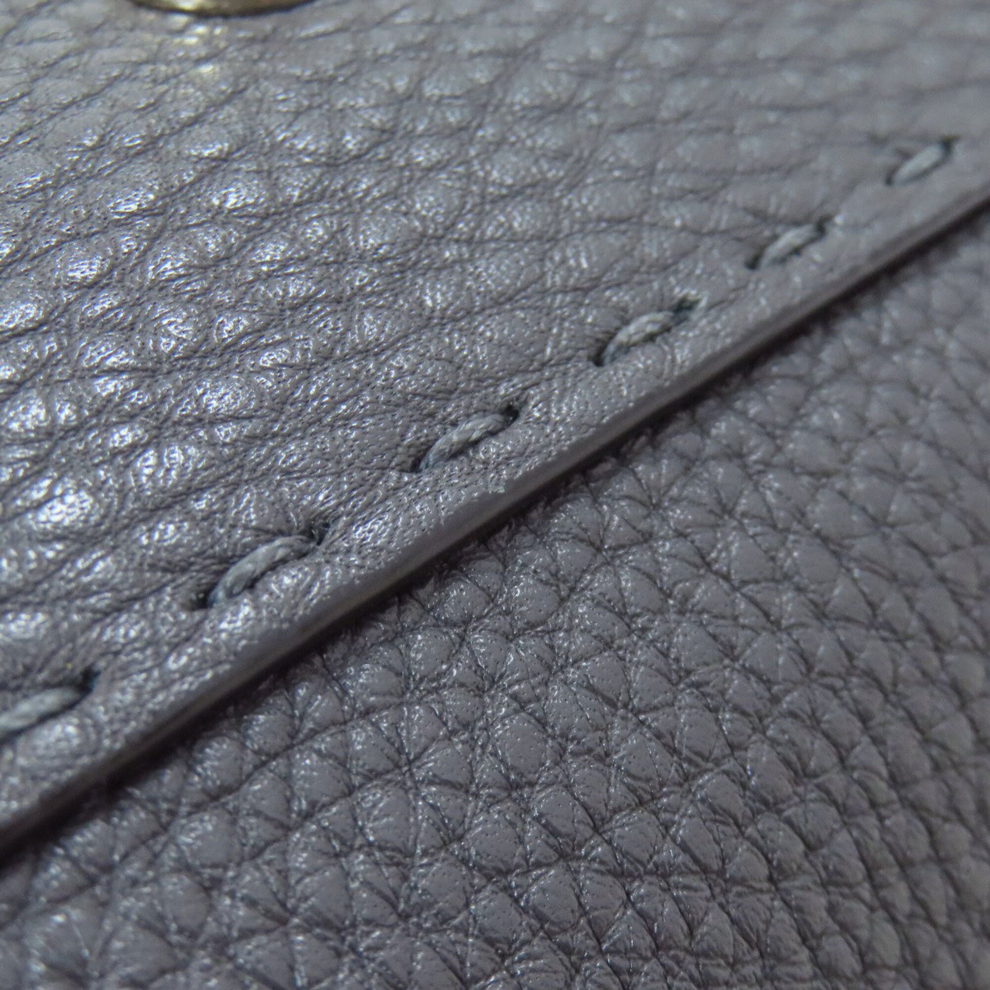 Fendi Peekaboo Gray Leather Handbag (Pre-Owned)
