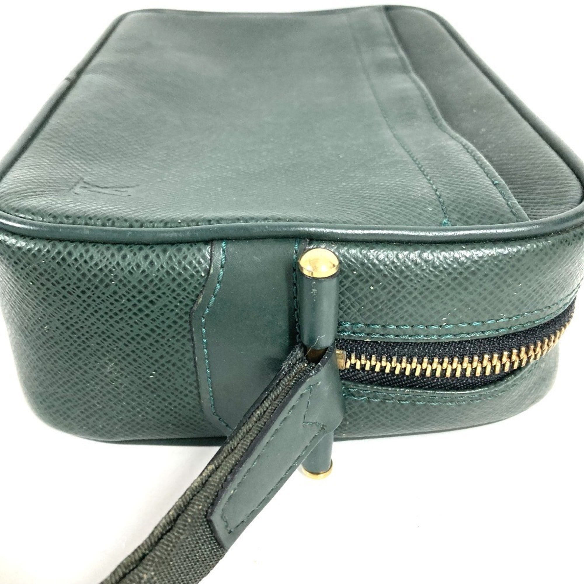 Louis Vuitton Episea Green Taiga Leather Clutch Bag Handbag Pouch (Pre-Owned)