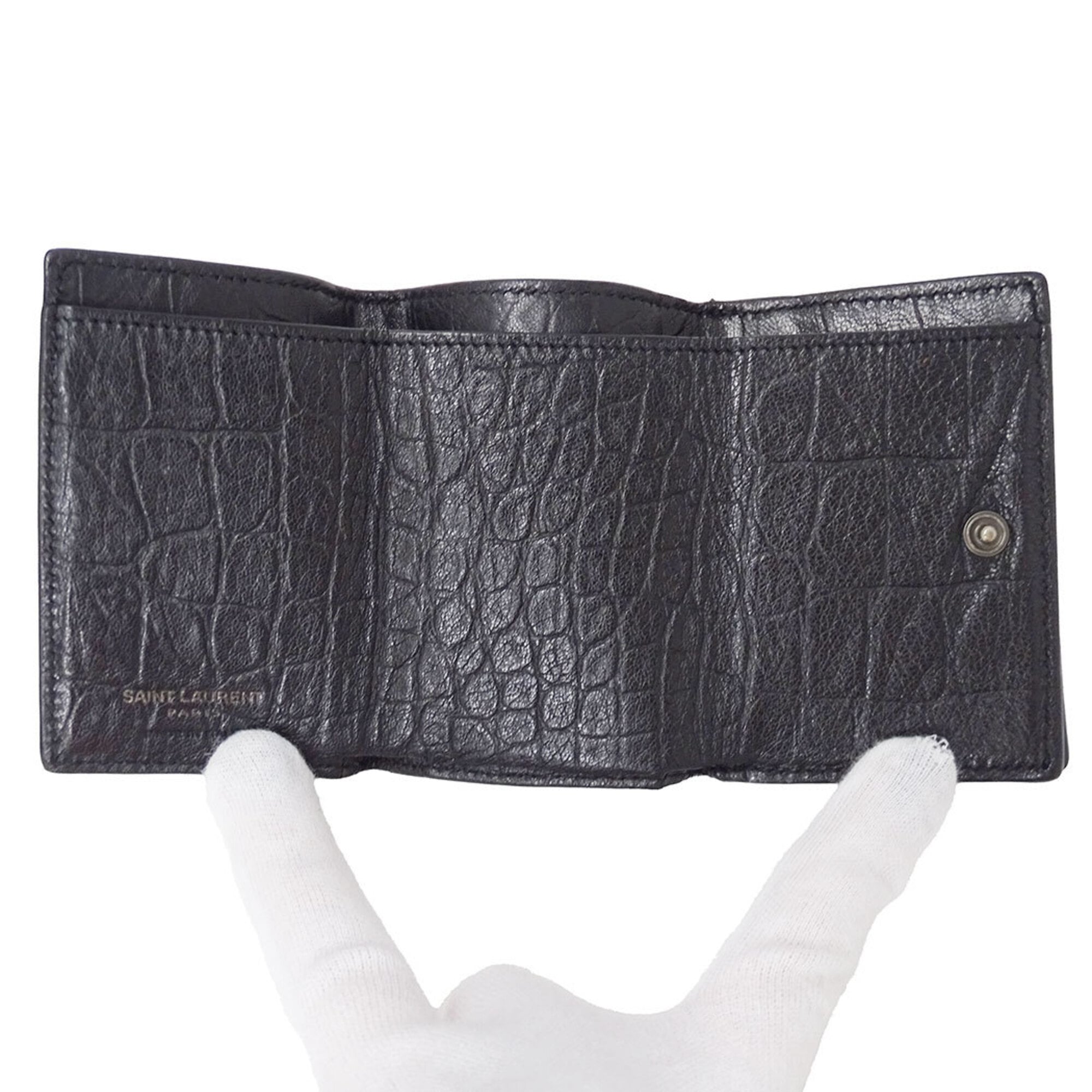 Saint Laurent Black Leather Wallet (Tri-Fold) (Pre-Owned)
