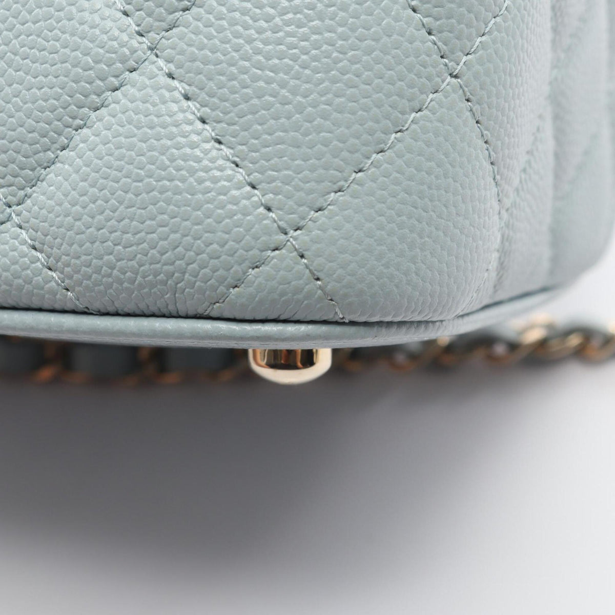 Chanel Matelasse Blue Grained Calfskin Handbag Shoulder Bag (Pre-Owned)