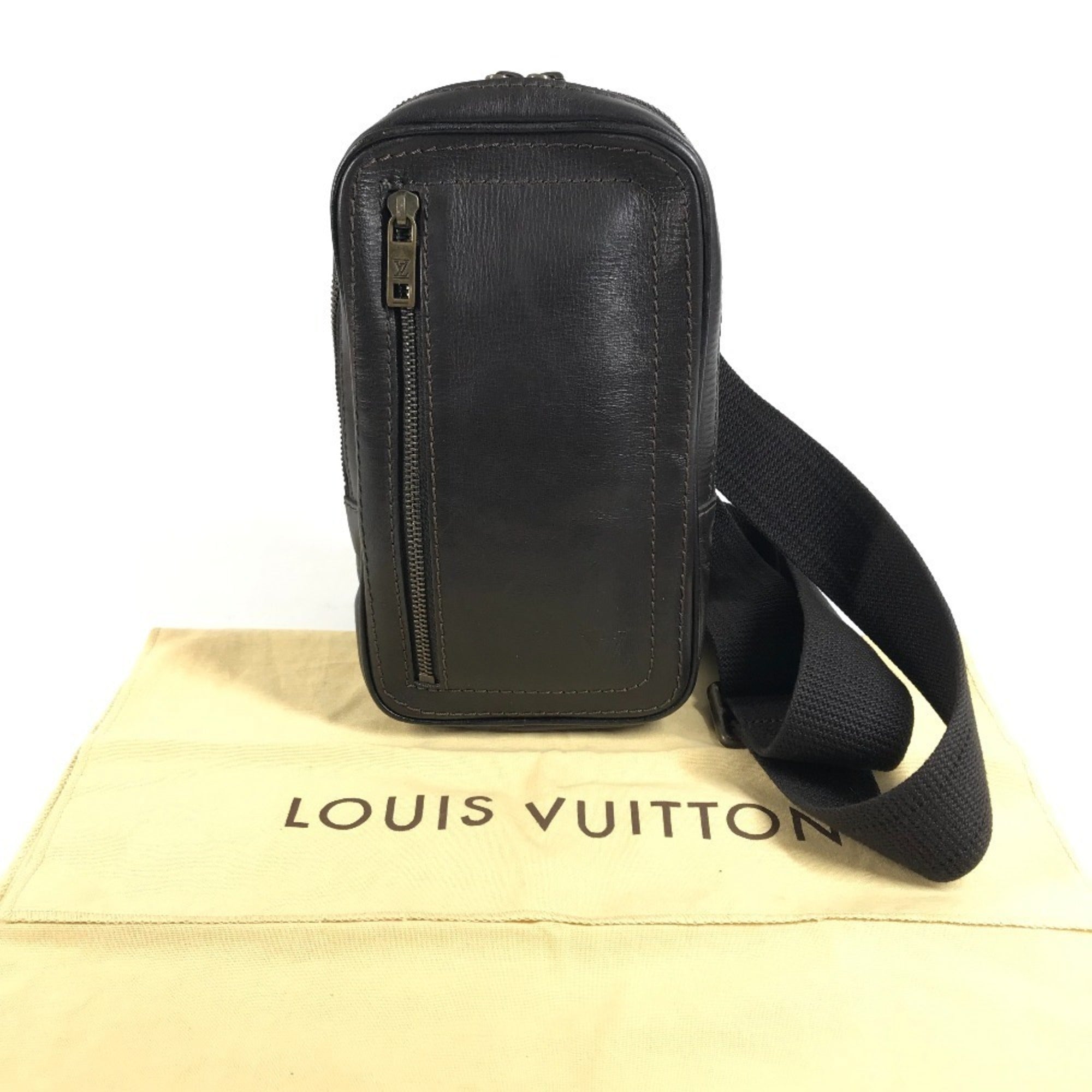 Louis Vuitton Brown Utah Leather Pouch Sling Bag (Pre-Owned)