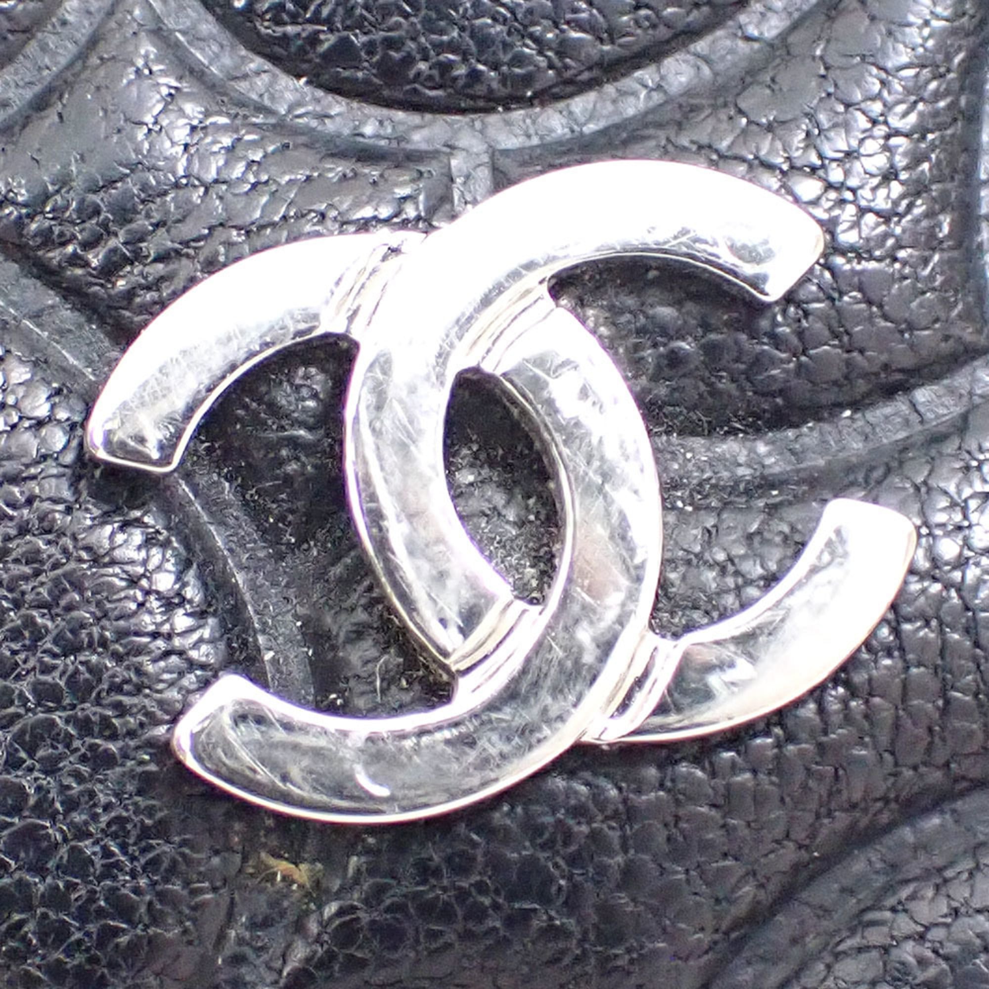 Chanel Black Leather Wallet (Tri-Fold) (Pre-Owned)