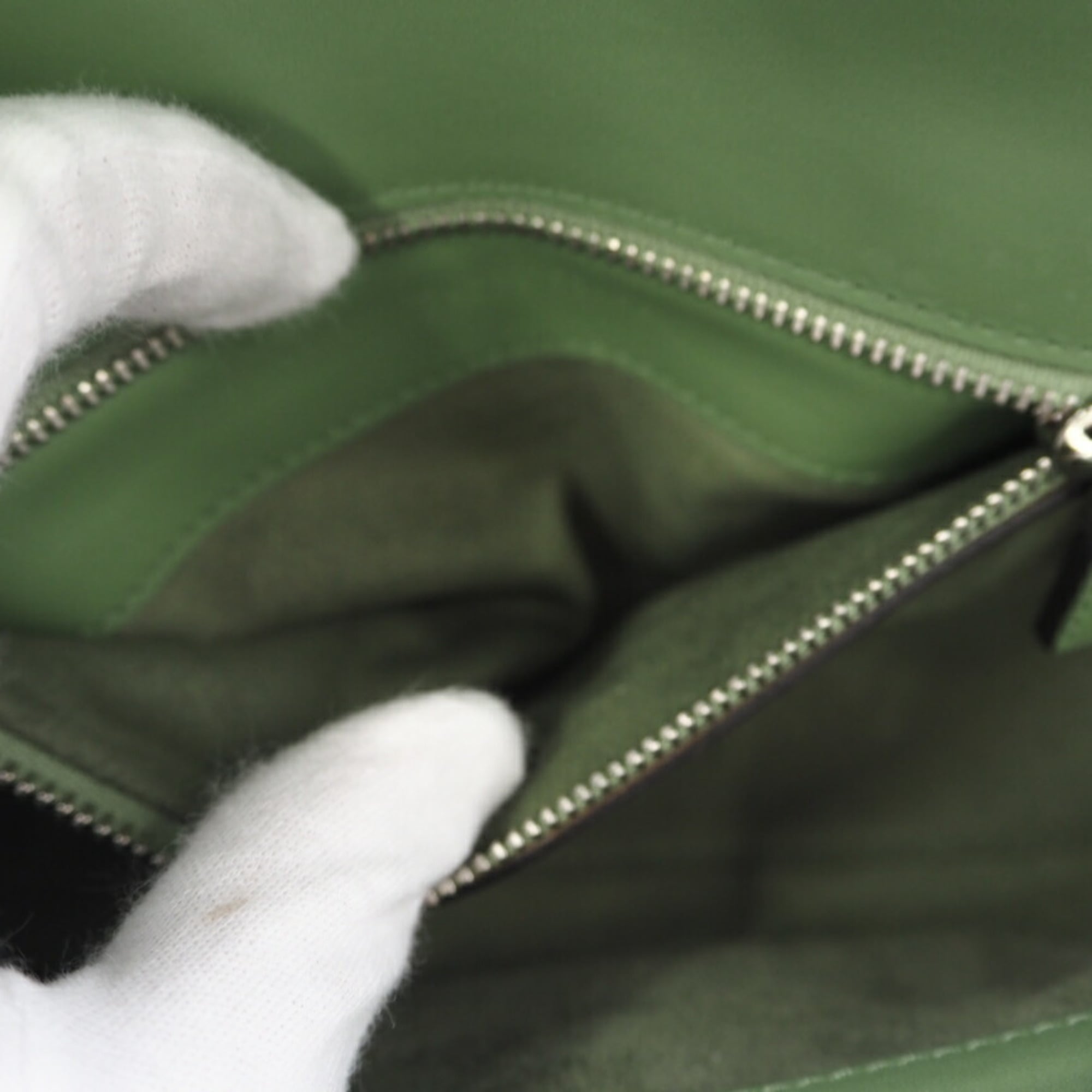 Gucci Green Leather Shoulder Bag (Pre-Owned)