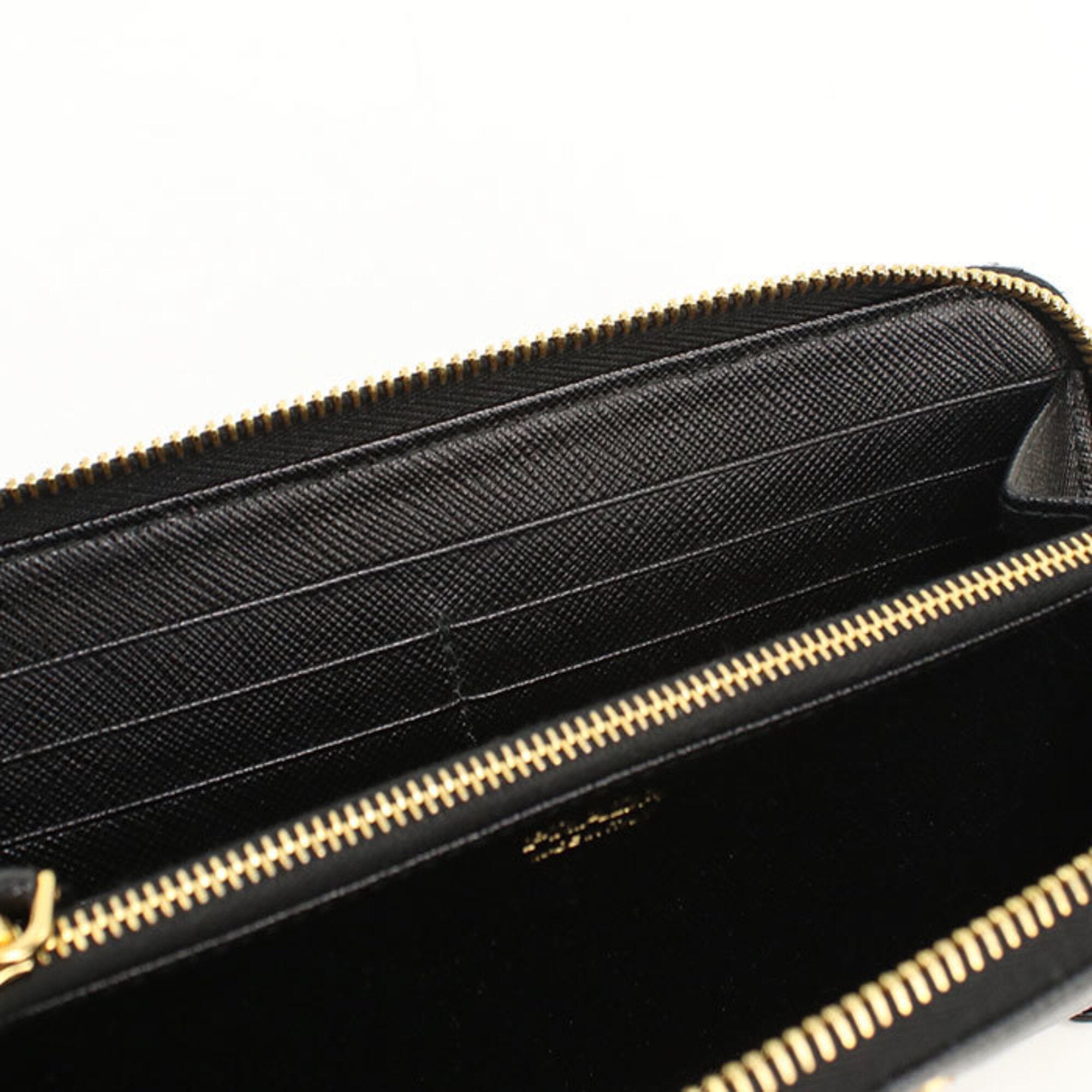 Prada Black Leather Long Wallet (Bi-Fold) (Pre-Owned)