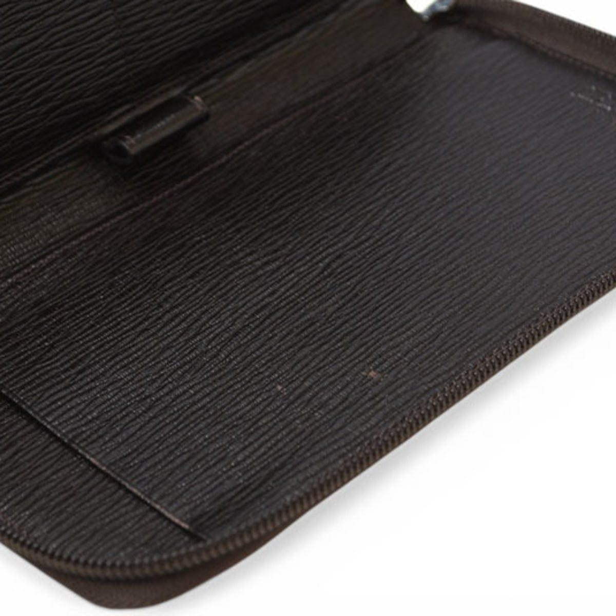 Salvatore Ferragamo Gancini Dark Brown Red Color Leather Long Wallet (Bi-Fold) (Pre-Owned)